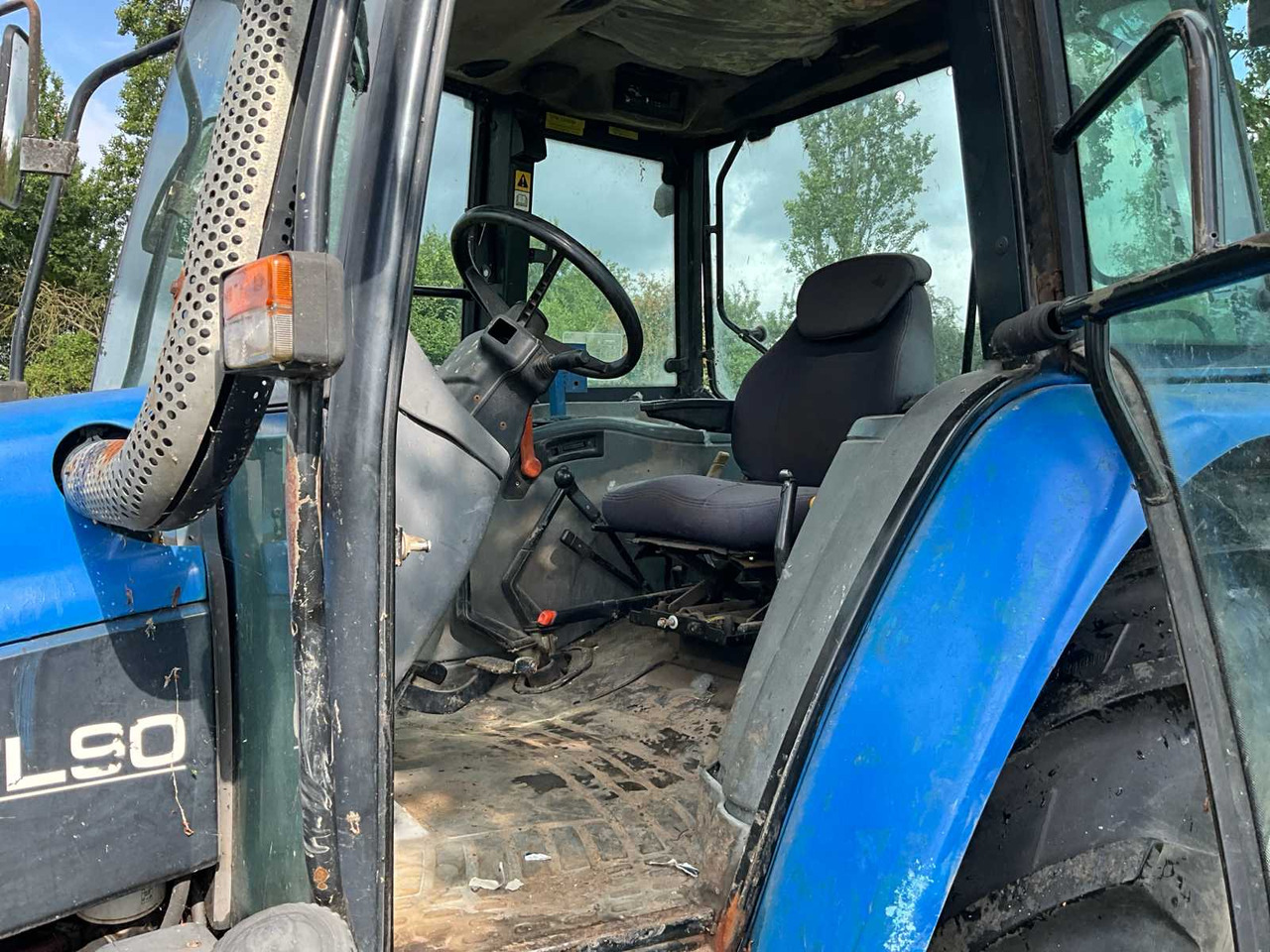 טרקטור חקלאי New Holland TL90: תמונה 10