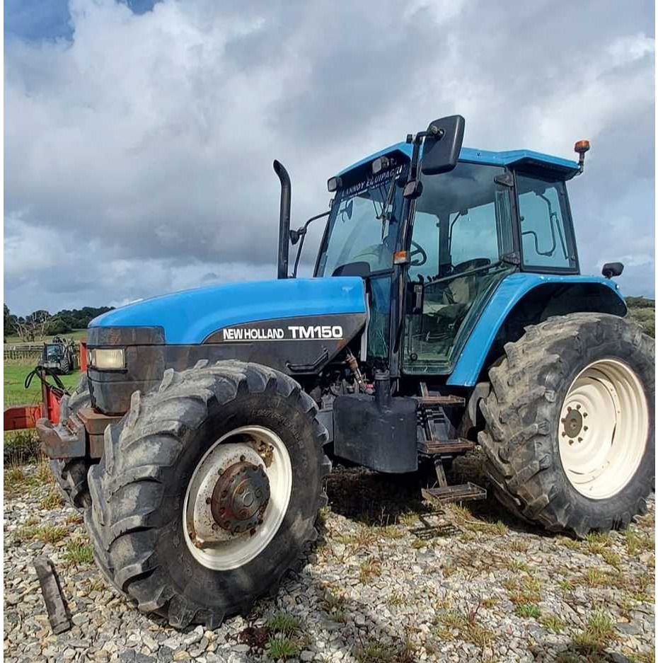New Holland TM150 - טרקטור חקלאי: תמונה 1 New Holland TM150 - טרקטור חקלאי: תמונה 1
