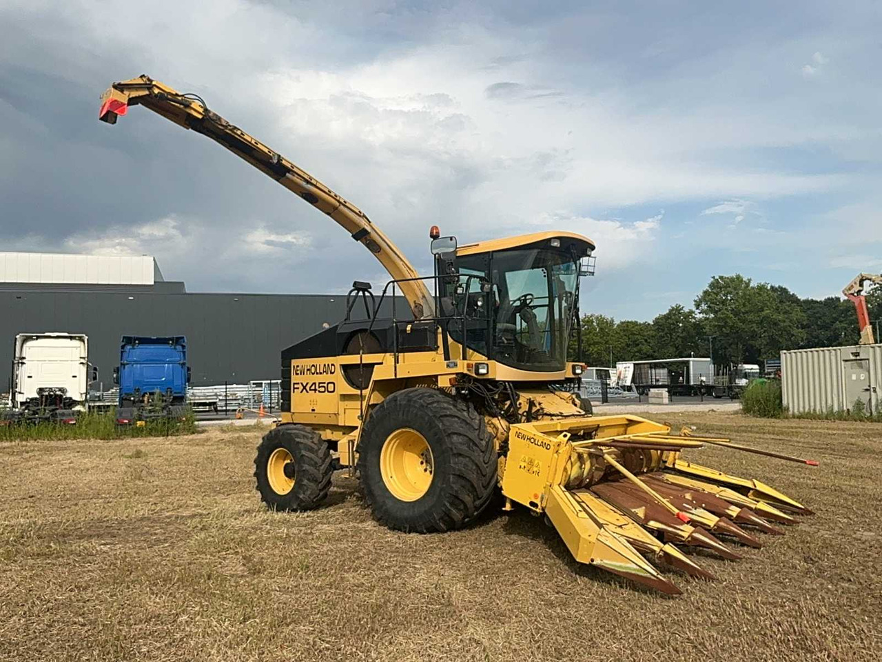 New holland FX450 - מקצרת מספוא: תמונה 3 New holland FX450 - מקצרת מספוא: תמונה 3
