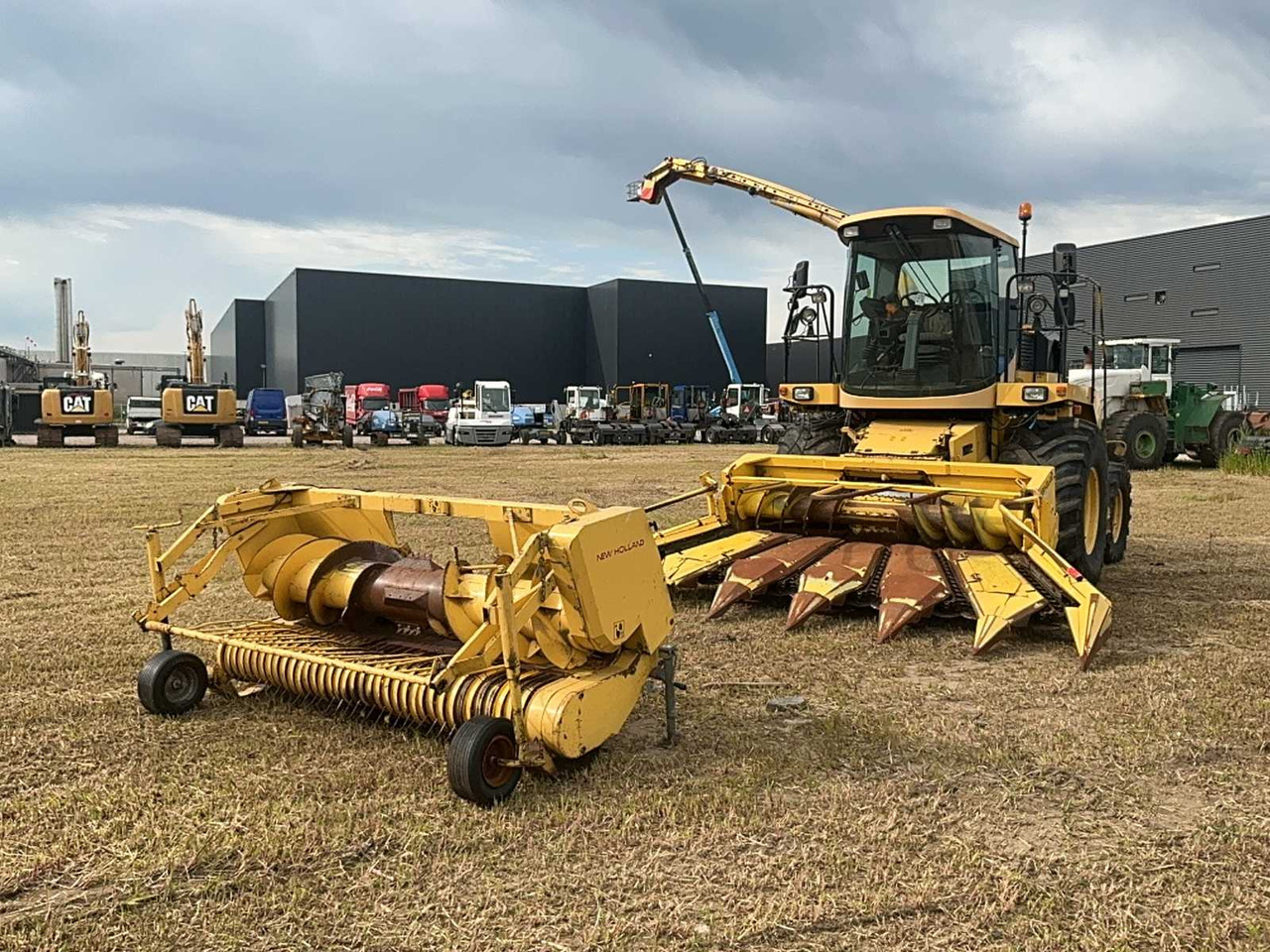 New holland FX450 - מקצרת מספוא: תמונה 2 New holland FX450 - מקצרת מספוא: תמונה 2