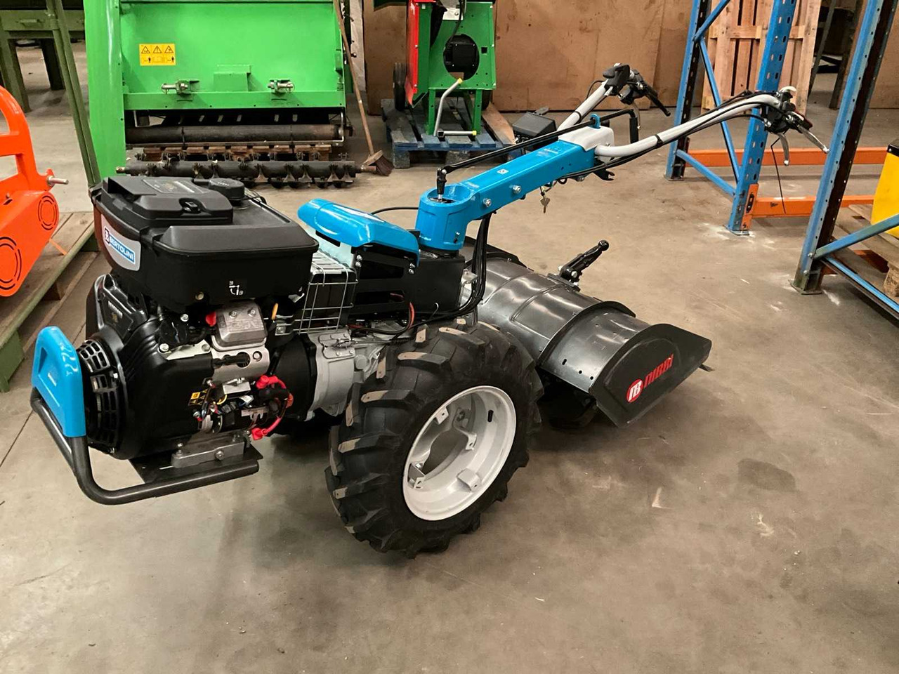 Nibbi Bertolini Emak Demo / M colt BT 417S - קלטרת סיבובית: תמונה 1 Nibbi Bertolini Emak Demo / M colt BT 417S - קלטרת סיבובית: תמונה 1
