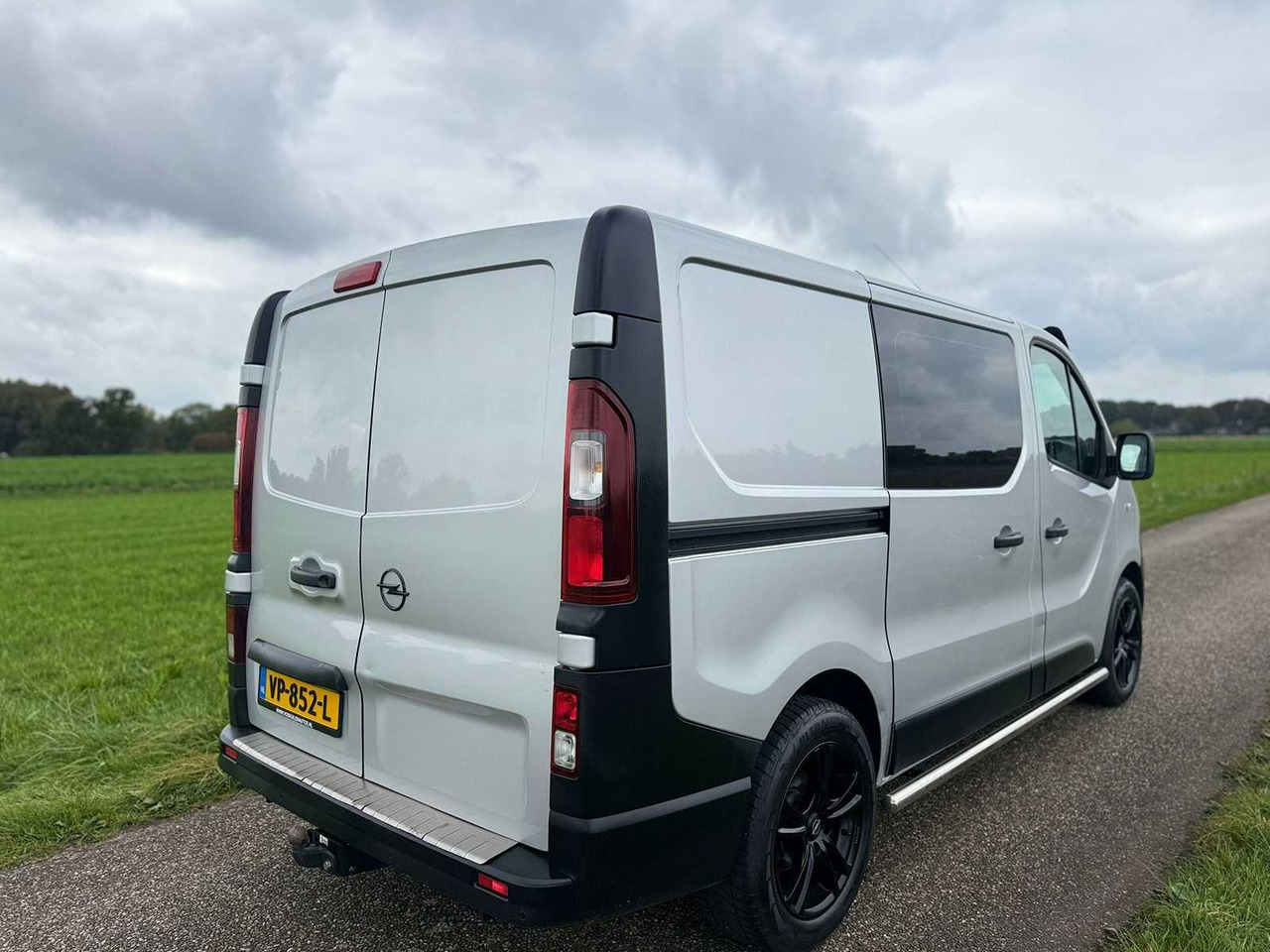 OPEL - VIVARO - 1.6 CDTI L1H1 ED. - VP-852-L - כלי רכב מסחרי: תמונה 5 OPEL - VIVARO - 1.6 CDTI L1H1 ED. - VP-852-L - כלי רכב מסחרי: תמונה 5