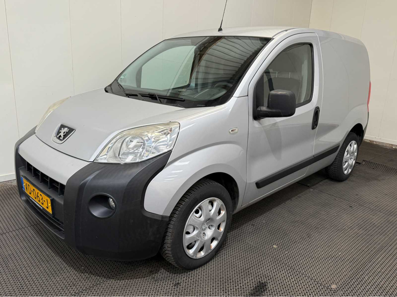 PEUGEOT - BIPPER - COMMERCIAL VEHICLE - 2013 - כלי רכב מסחרי: תמונה 1 PEUGEOT - BIPPER - COMMERCIAL VEHICLE - 2013 - כלי רכב מסחרי: תמונה 1