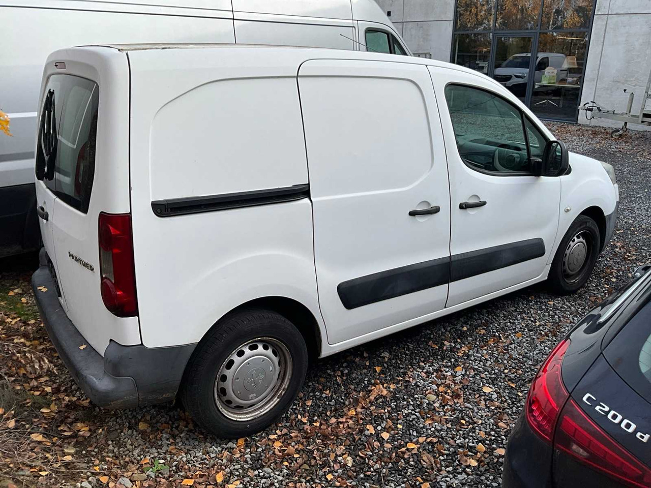 PEUGEOT PARTNER COMMERCIAL VEHICLE - כלי רכב מסחרי: תמונה 4 PEUGEOT PARTNER COMMERCIAL VEHICLE - כלי רכב מסחרי: תמונה 4