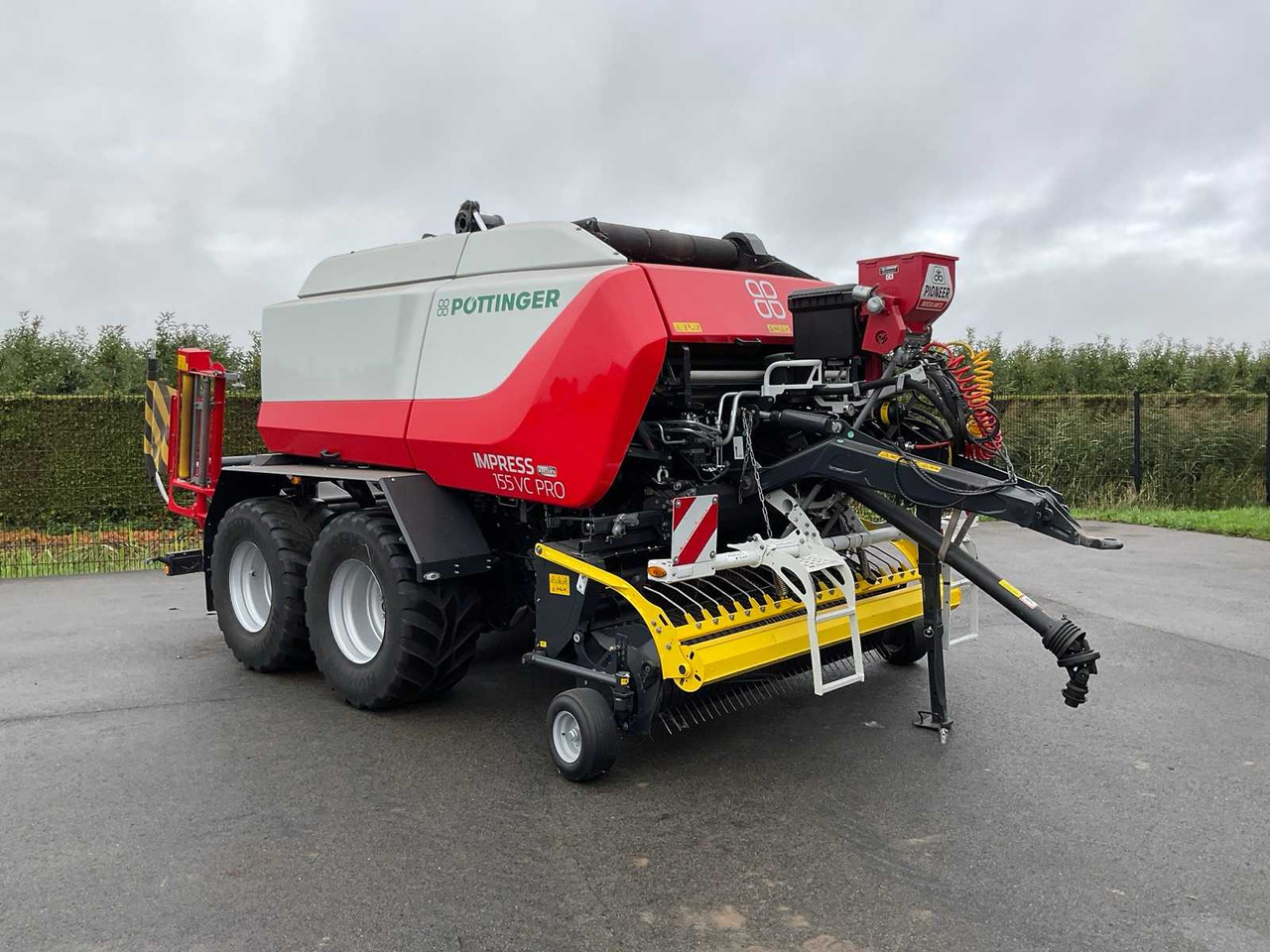 Pottinger Impress 155 VC PRO - מכונת צרור עגולה, עוטף צרור: תמונה 1 Pottinger Impress 155 VC PRO - מכונת צרור עגולה, עוטף צרור: תמונה 1