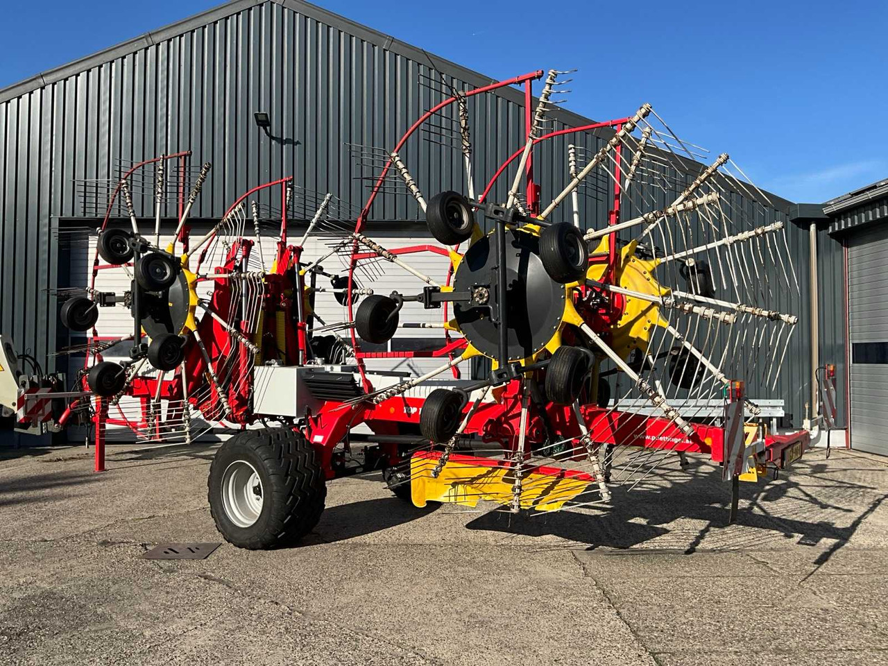 Pottinger Top 1252 C S-Line - מכונה חקלאית: תמונה 4 Pottinger Top 1252 C S-Line - מכונה חקלאית: תמונה 4