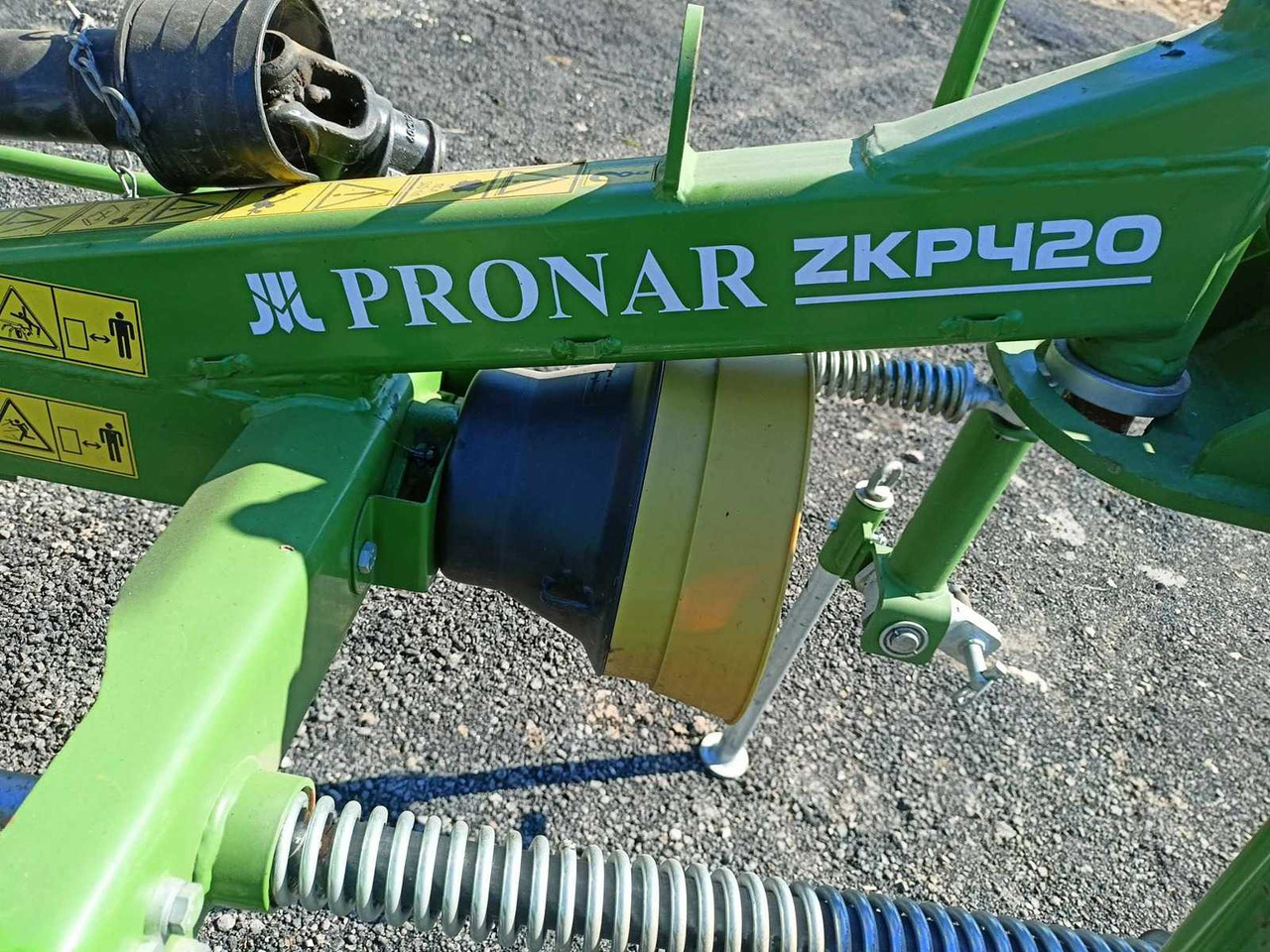 Pronar ZKP 420 - ציוד חציר ומספוא: תמונה 3 Pronar ZKP 420 - ציוד חציר ומספוא: תמונה 3