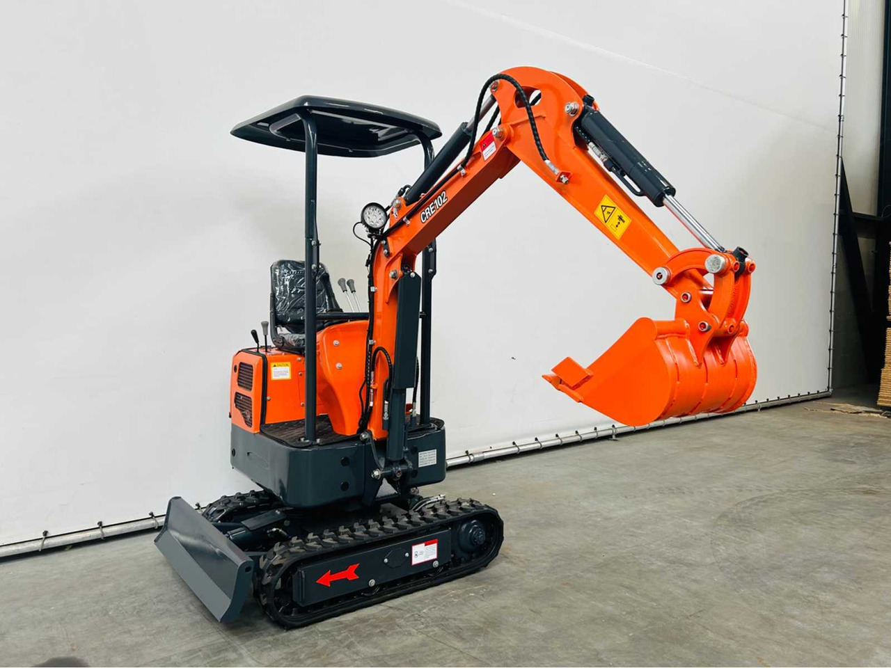 RTE RTE - 2025 - CRE-102 - MINI EXCAVATOR 1020KG - מיני מחפר: תמונה 4 RTE RTE - 2025 - CRE-102 - MINI EXCAVATOR 1020KG - מיני מחפר: תמונה 4