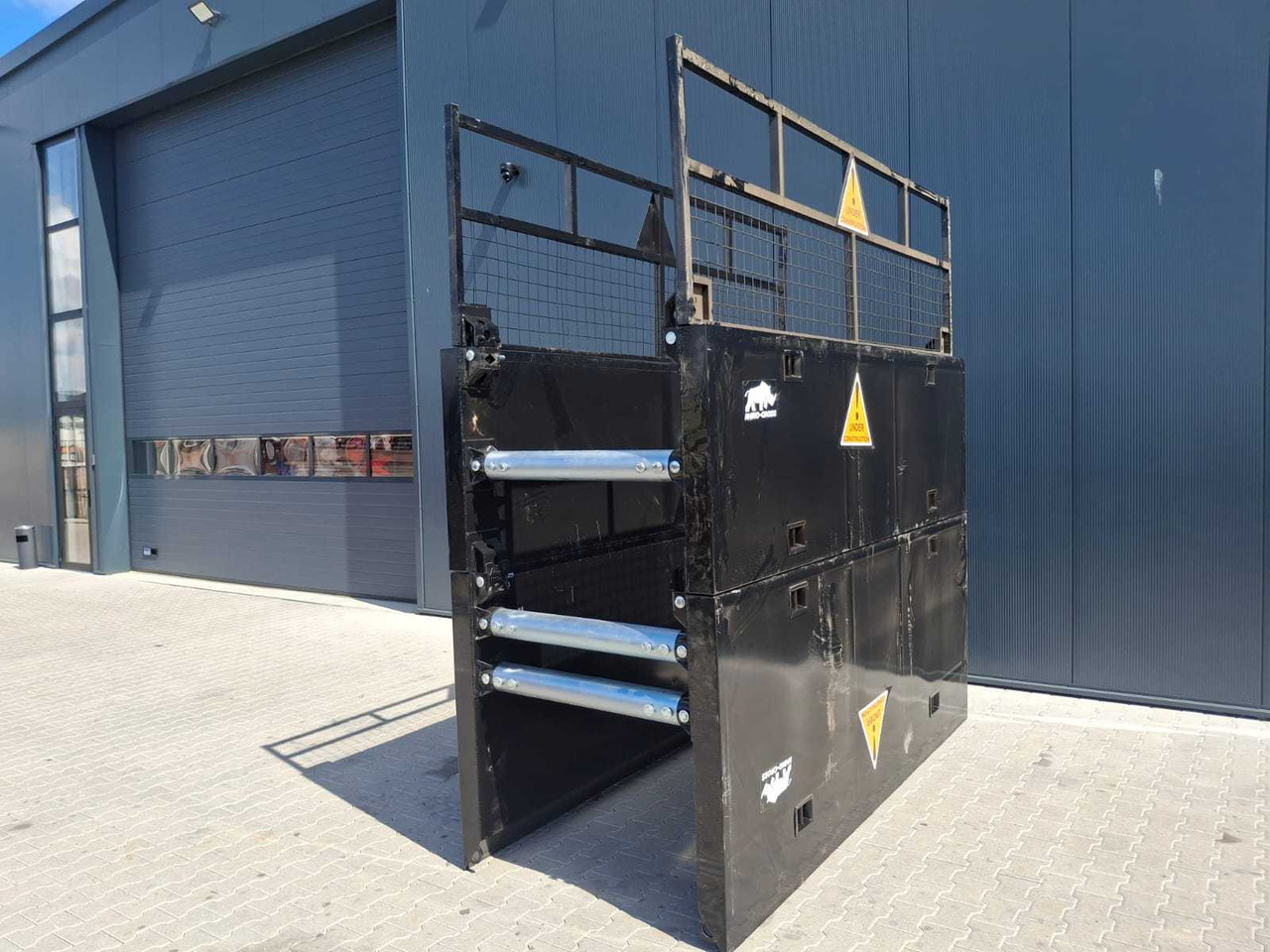 Rhino-Cross Trench Shield 300x220x50cm - ציוד בנייה: תמונה 1 Rhino-Cross Trench Shield 300x220x50cm - ציוד בנייה: תמונה 1