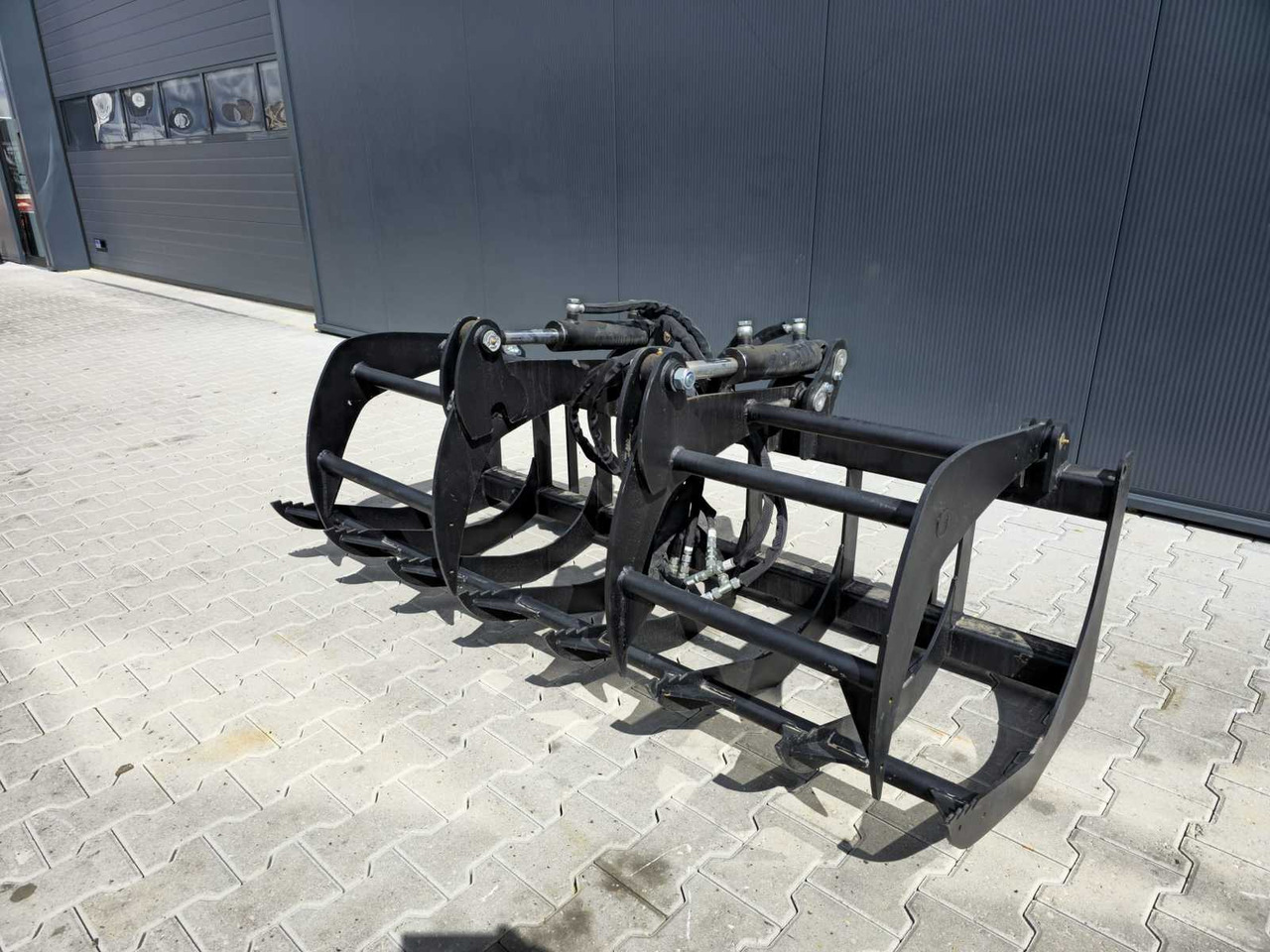 Rhino-cross 72 inch fork grapple - צרופה עבור מכונת בנייה: תמונה 1 Rhino-cross 72 inch fork grapple - צרופה עבור מכונת בנייה: תמונה 1