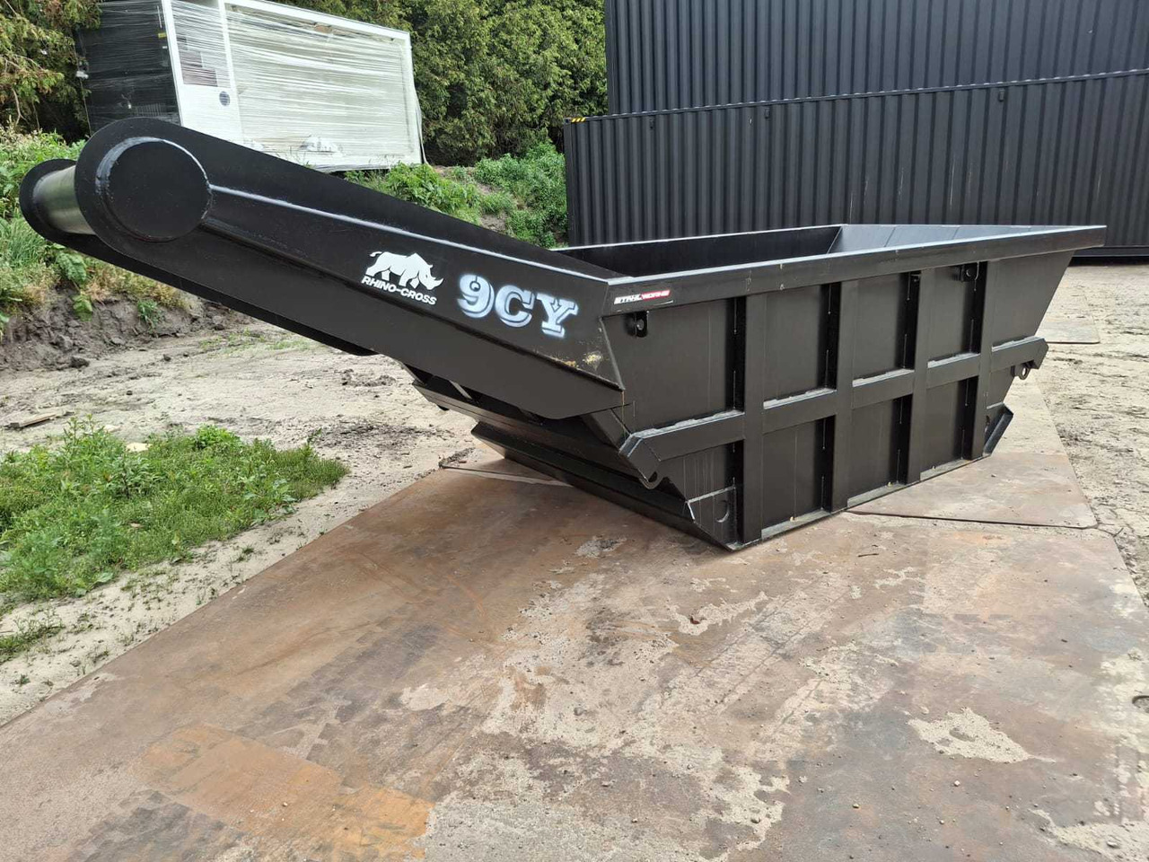 Rhino-cross 9 kuub - מכונות אחרות: תמונה 1 Rhino-cross 9 kuub - מכונות אחרות: תמונה 1