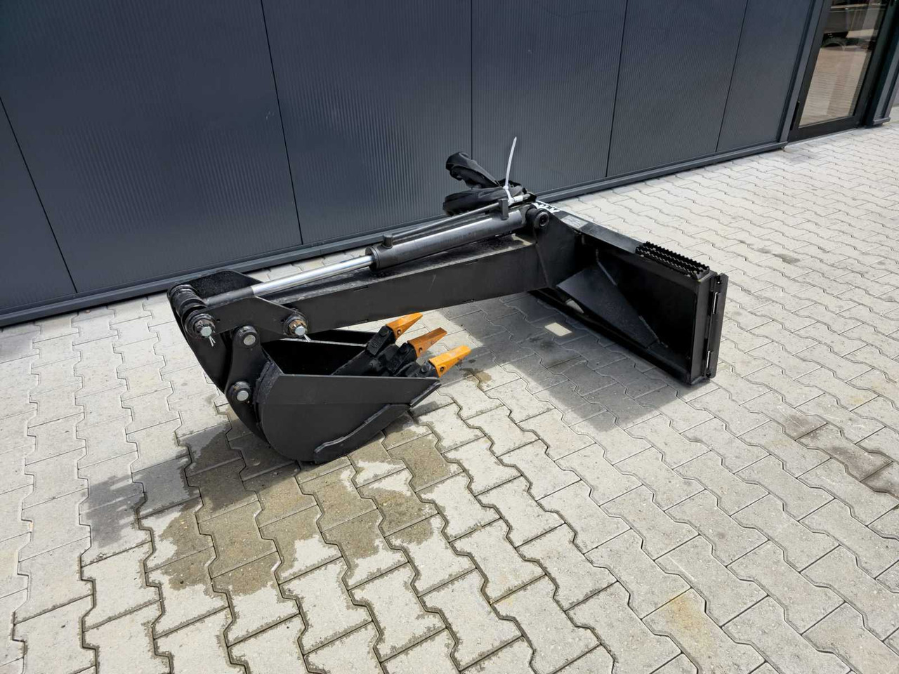 Rhino-cross Backhoe arm - צרופה עבור מכונת בנייה: תמונה 1 Rhino-cross Backhoe arm - צרופה עבור מכונת בנייה: תמונה 1