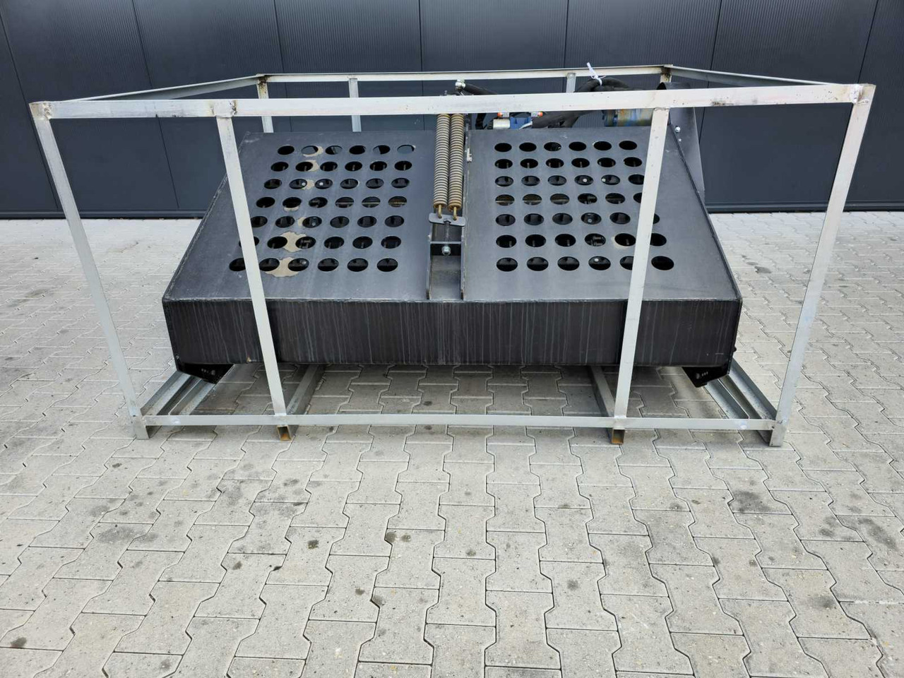 Rhino-cross Landscape rake - ציוד עיבוד קרקע: תמונה 2 Rhino-cross Landscape rake - ציוד עיבוד קרקע: תמונה 2