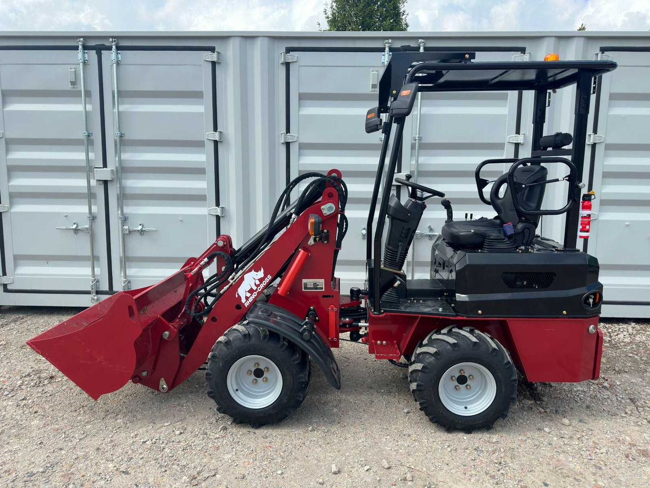 Rhino-cross R906 - מעמיס גלגלים: תמונה 3 Rhino-cross R906 - מעמיס גלגלים: תמונה 3