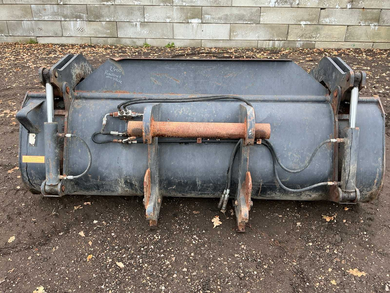 Riman 1065 2400mm passend manitou - מכונה חקלאית: תמונה 4 Riman 1065 2400mm passend manitou - מכונה חקלאית: תמונה 4