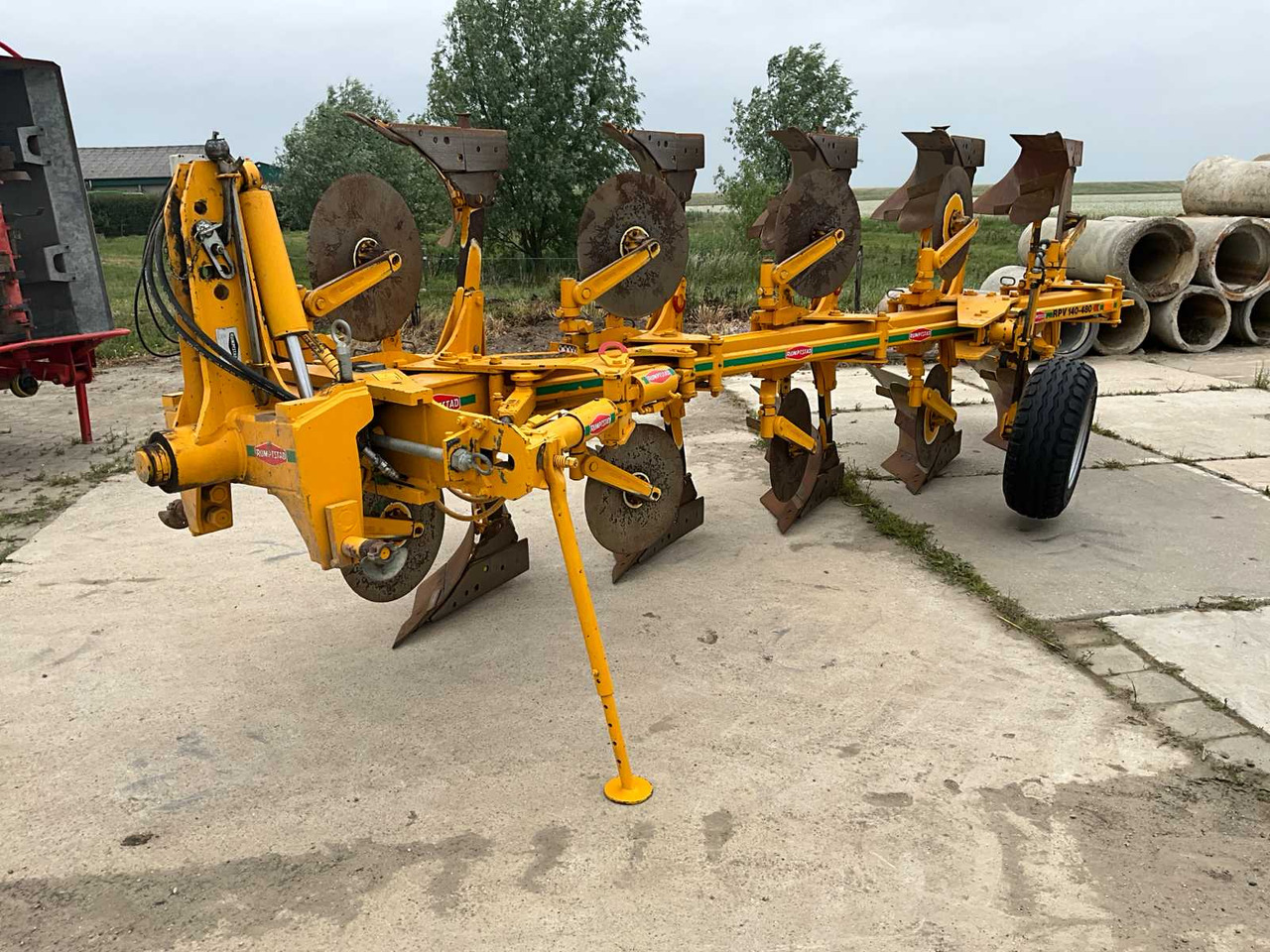 Rumptstad RPV140-480 - מחרשה: תמונה 1 Rumptstad RPV140-480 - מחרשה: תמונה 1