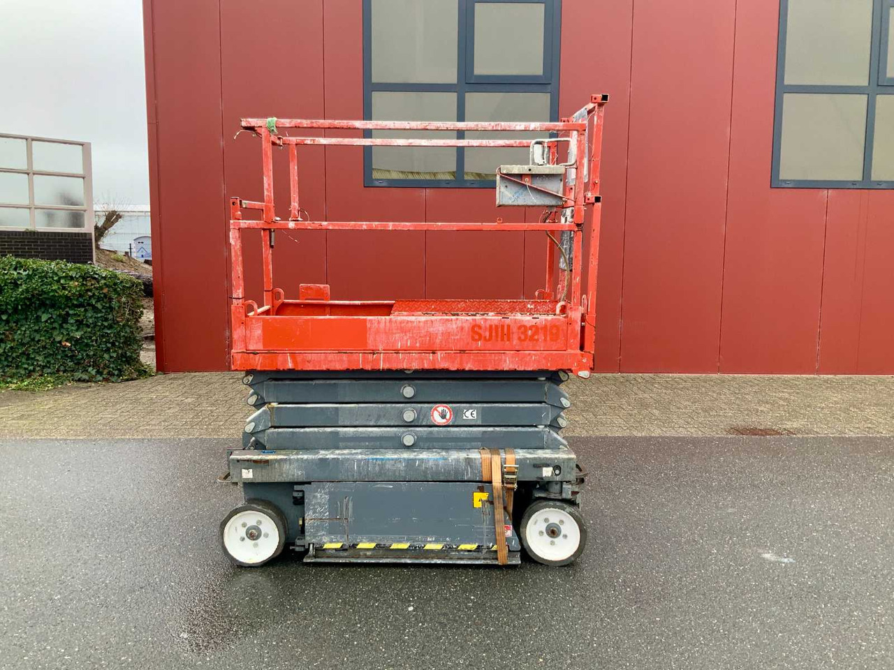 SKY JACK SJIII3219 AERIAL PLATFORM - פלטפורמה אווירית: תמונה 1 SKY JACK SJIII3219 AERIAL PLATFORM - פלטפורמה אווירית: תמונה 1