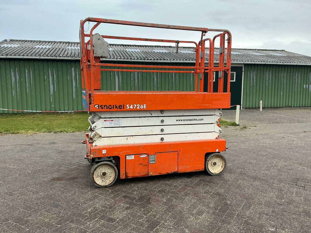 SNORKEL S4826E - פלטפורמה אווירית: תמונה 1 SNORKEL S4826E - פלטפורמה אווירית: תמונה 1