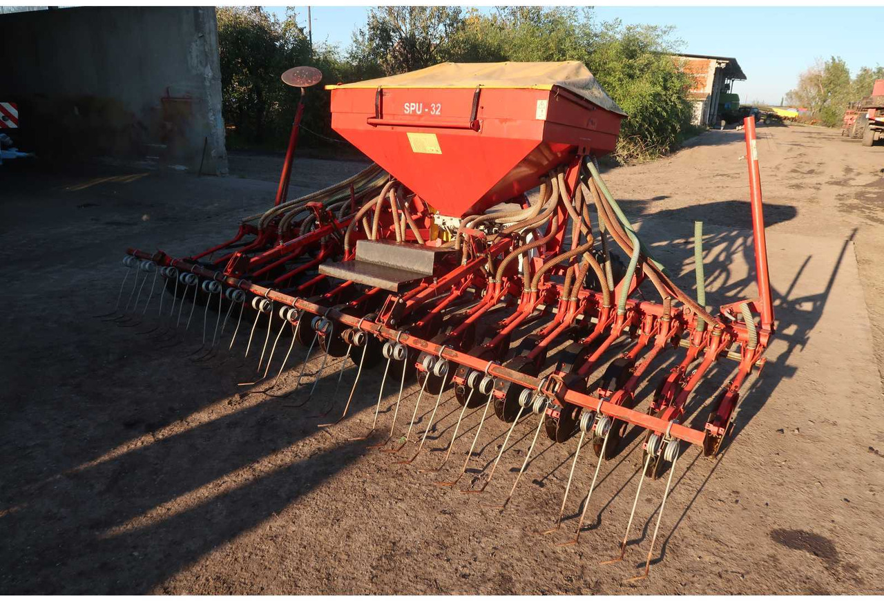 SPU 32 SPU 32 - Seeder - 2006 - 02B-DNL (163) - מכונת זריעה מדויקת: תמונה 1 SPU 32 SPU 32 - Seeder - 2006 - 02B-DNL (163) - מכונת זריעה מדויקת: תמונה 1