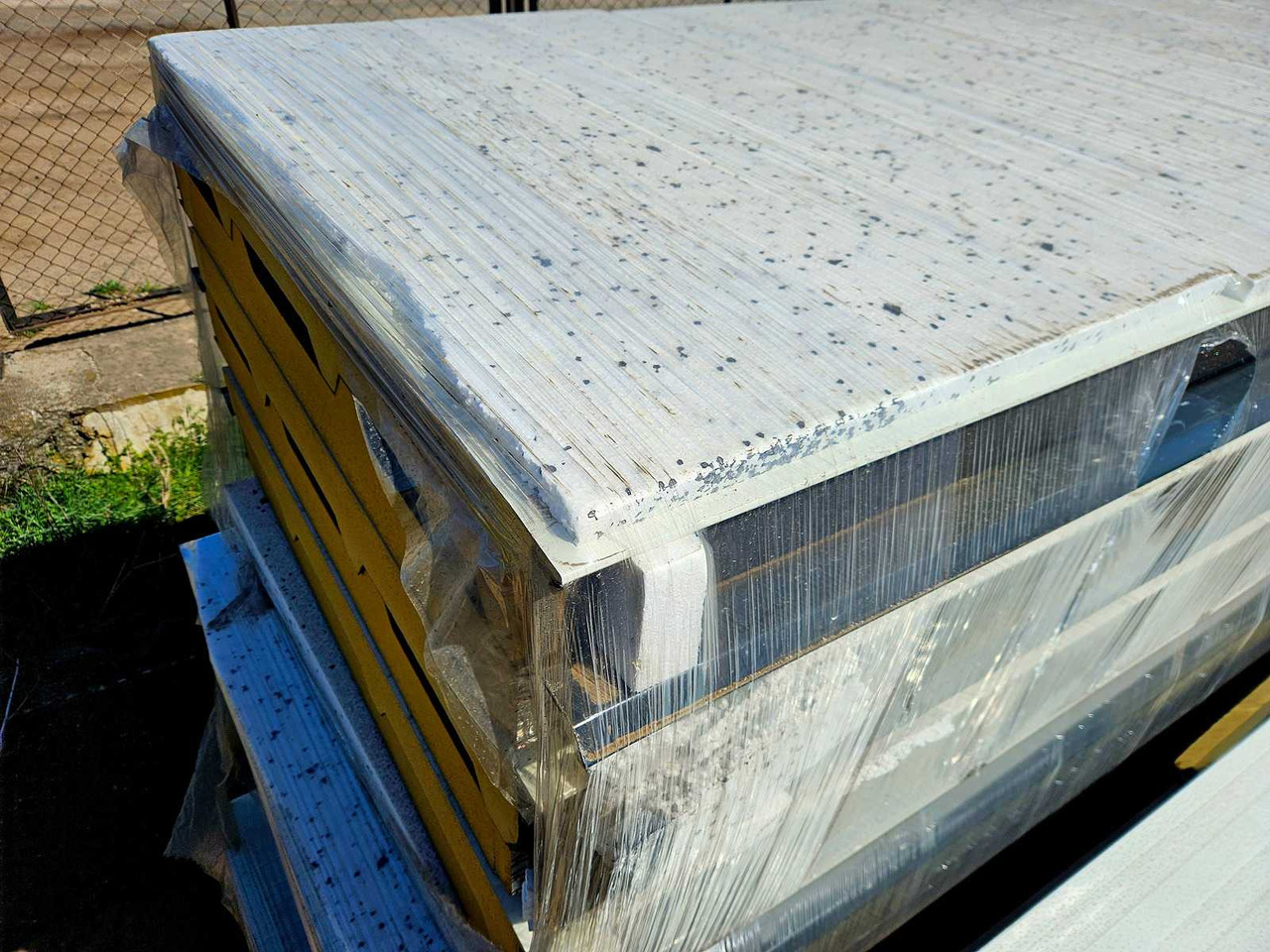 Sandwich panel 100 mm (6x) - ציוד בנייה: תמונה 5 Sandwich panel 100 mm (6x) - ציוד בנייה: תמונה 5