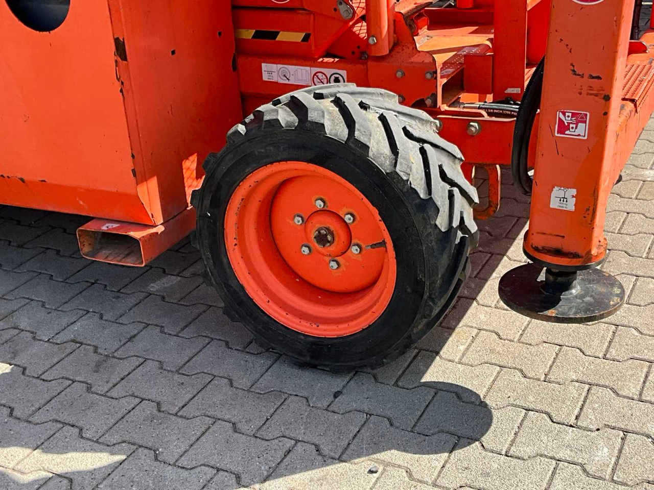 פלטפורמה אווירית SkyJack SJ 6826RT: תמונה 29
