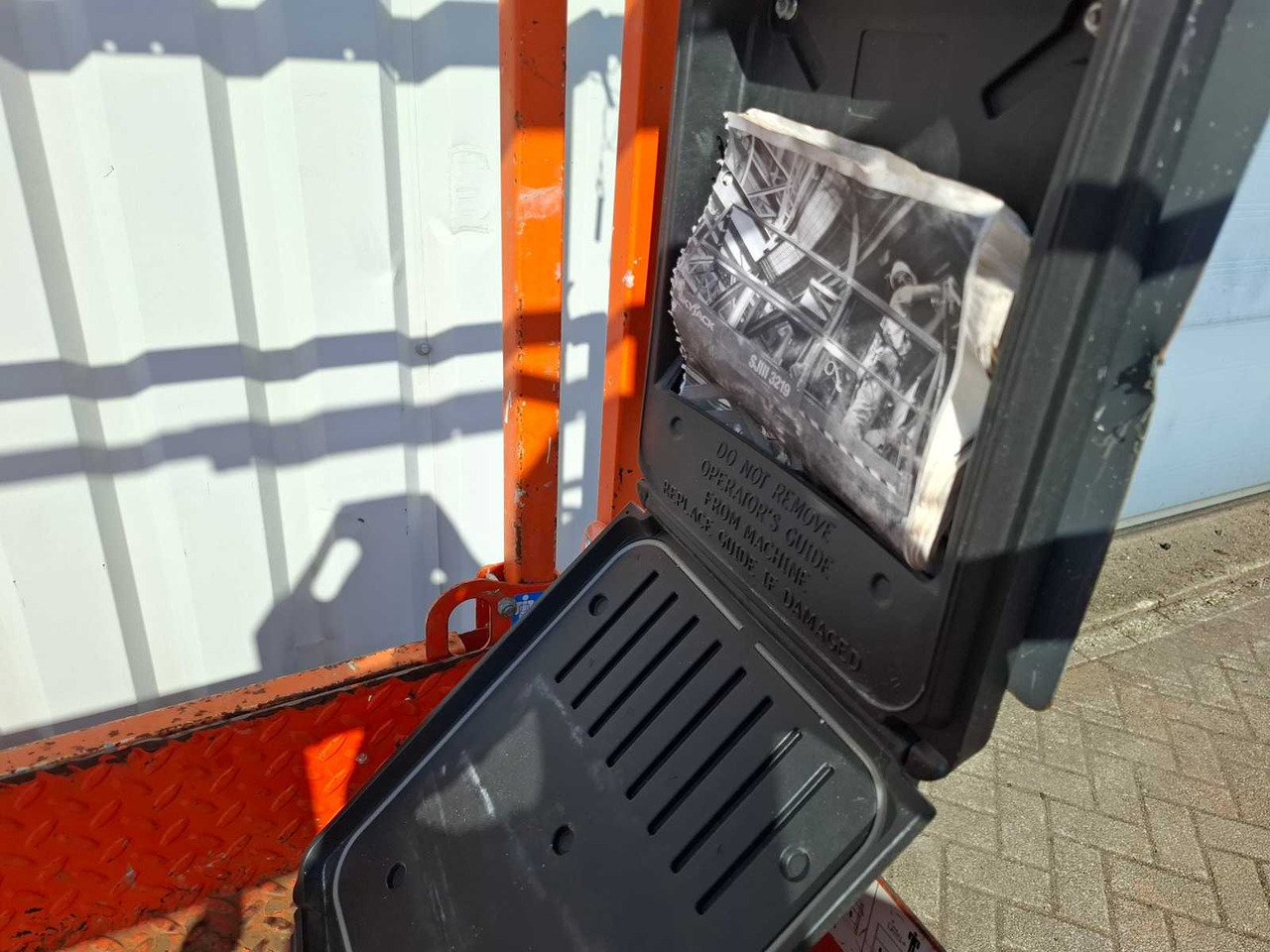 פלטפורמה אווירית Skyjack SJ 3220: תמונה 13