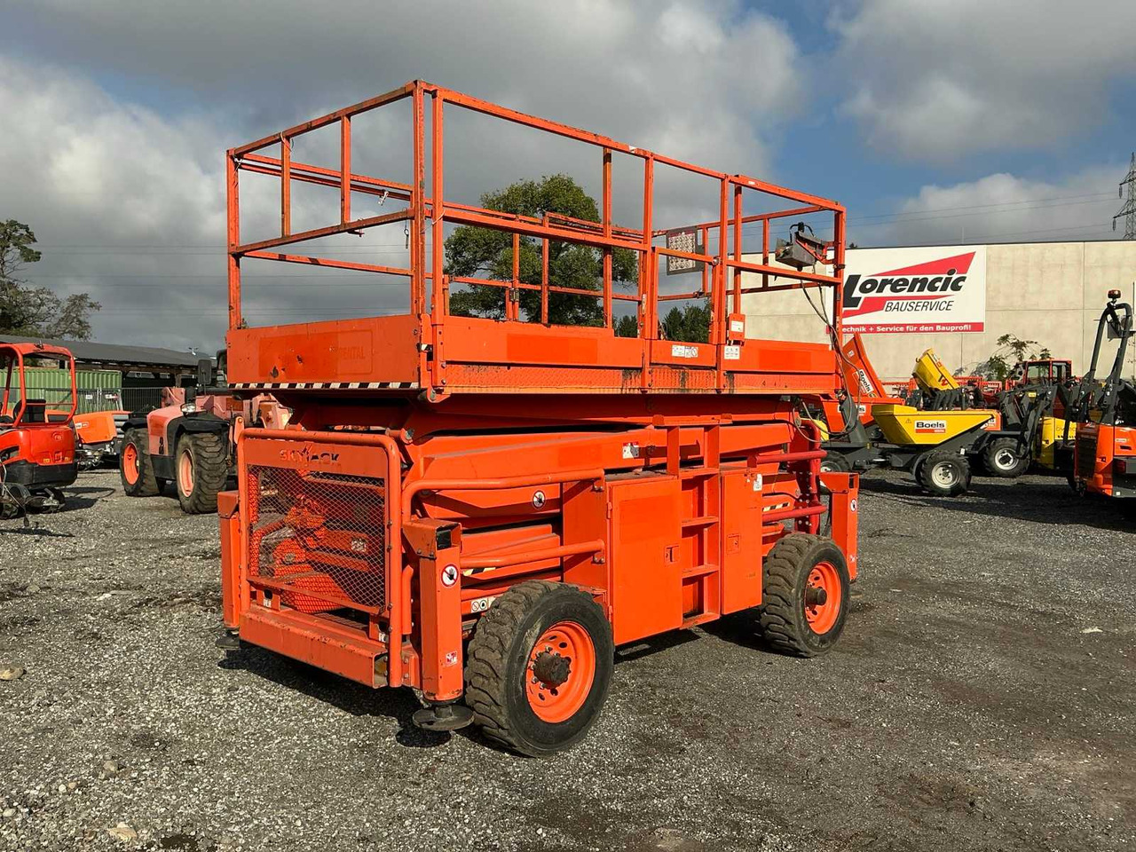 Skyjack SJ 8841 - פלטפורמה אווירית: תמונה 1 Skyjack SJ 8841 - פלטפורמה אווירית: תמונה 1
