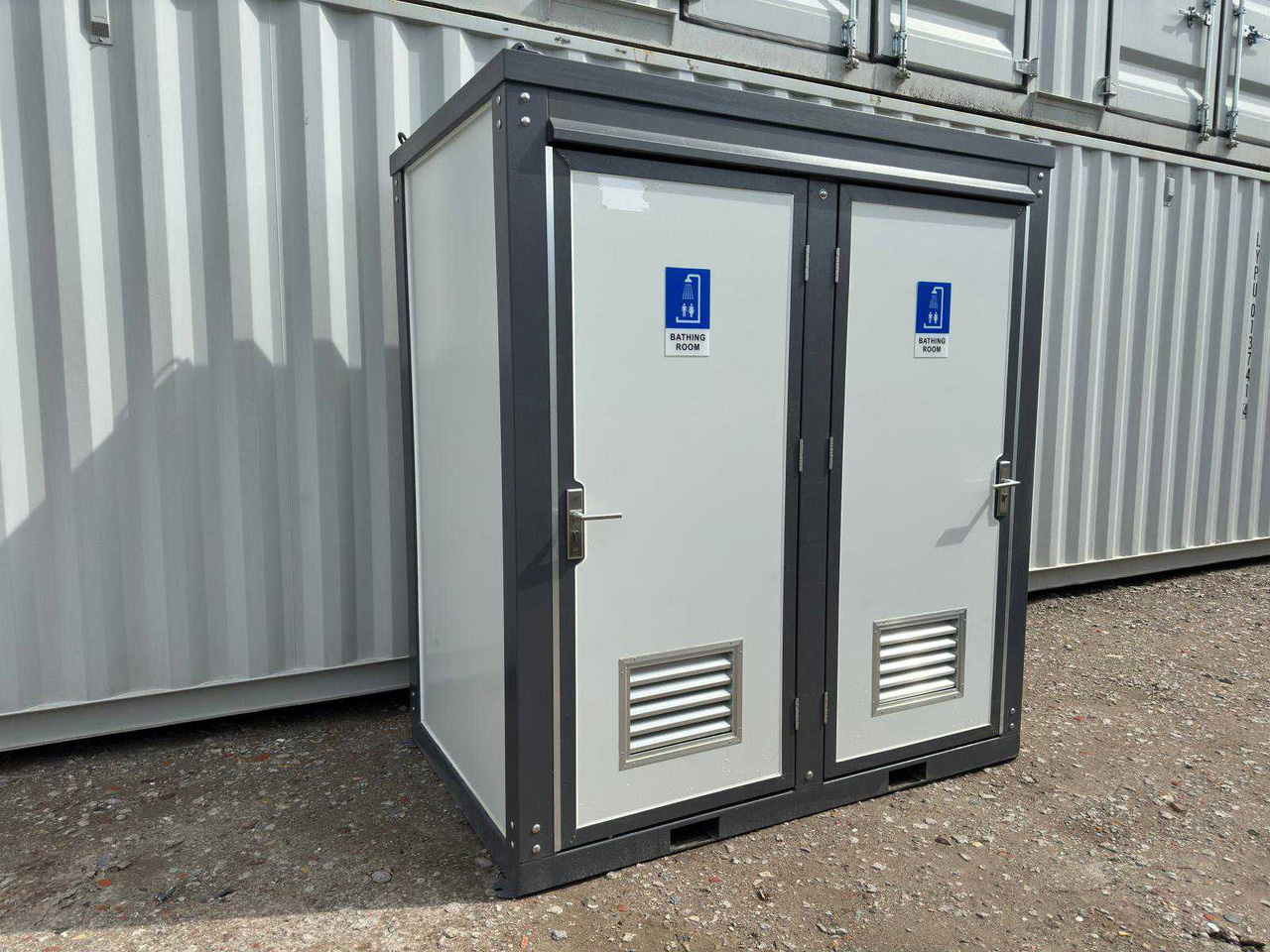 Stahlworks Double - מכולת בנייה: תמונה 2 Stahlworks Double - מכולת בנייה: תמונה 2