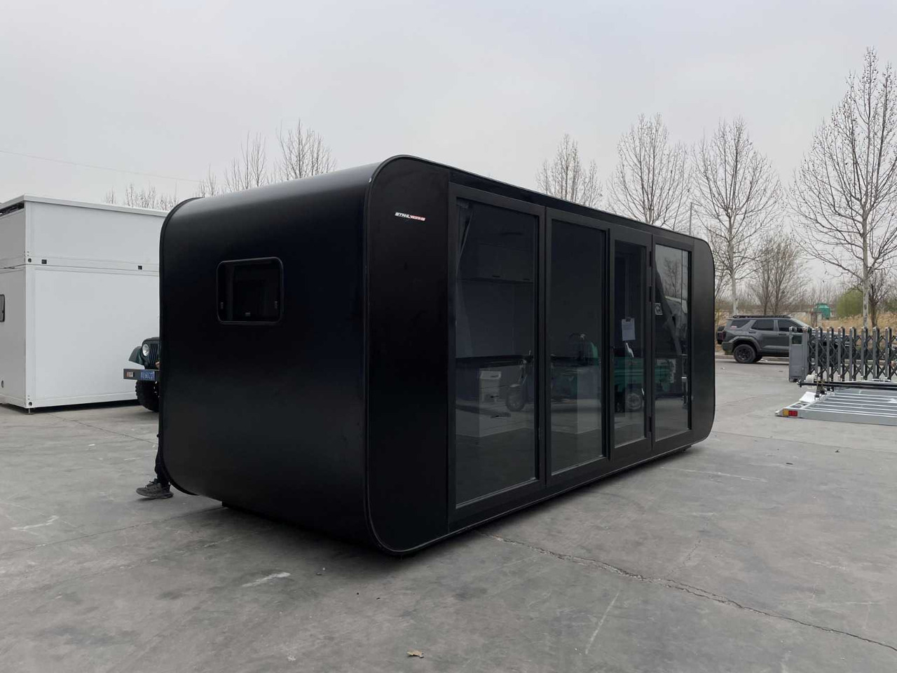 Stahlworks Eco 6000 B - מכולת בנייה: תמונה 1 Stahlworks Eco 6000 B - מכולת בנייה: תמונה 1