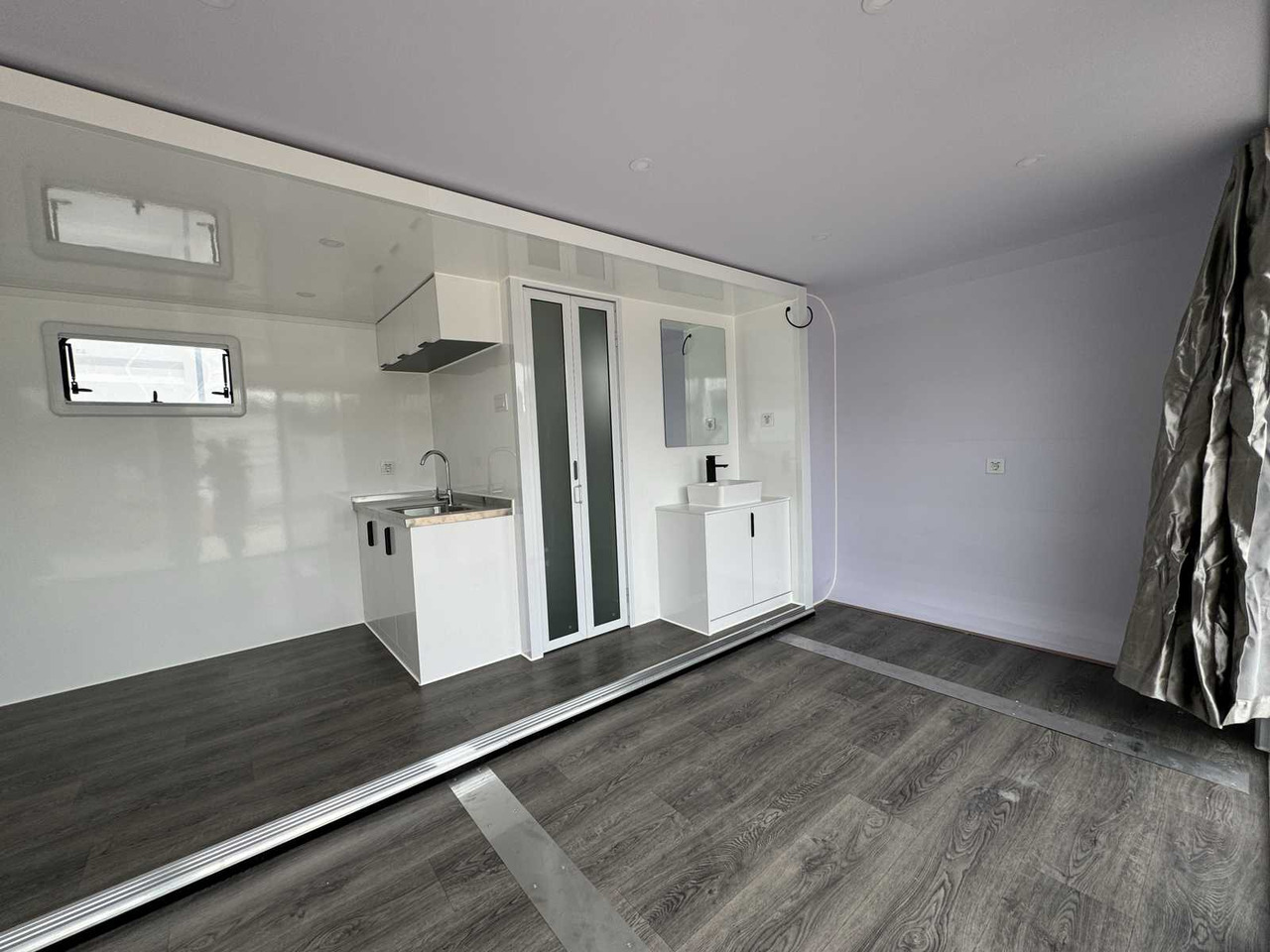 Stahlworks Eco 6000 - מכולת בנייה: תמונה 5 Stahlworks Eco 6000 - מכולת בנייה: תמונה 5
