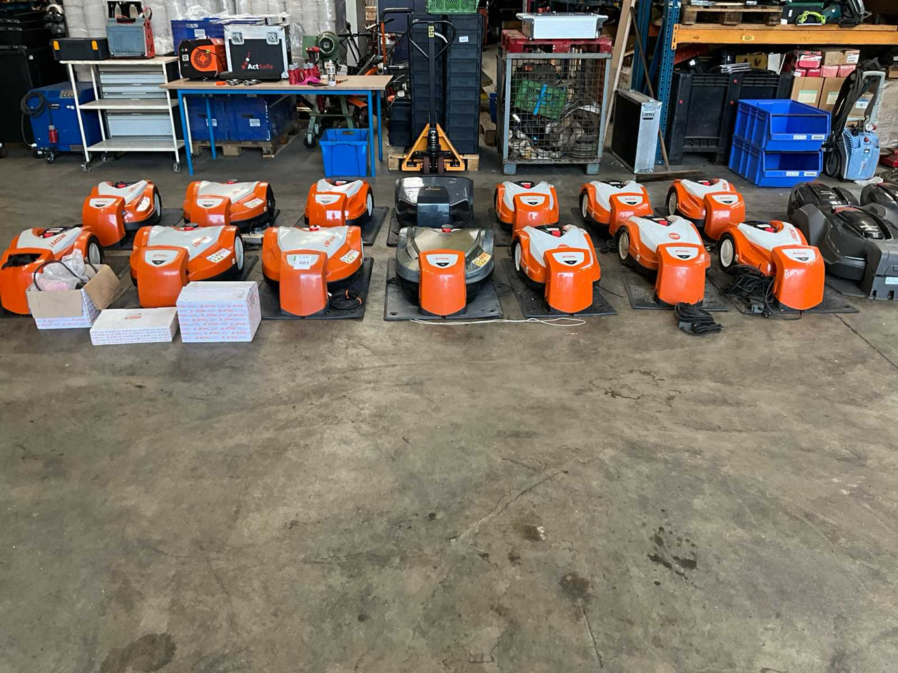 Stihl - מכסחת גינה: תמונה 2 Stihl - מכסחת גינה: תמונה 2