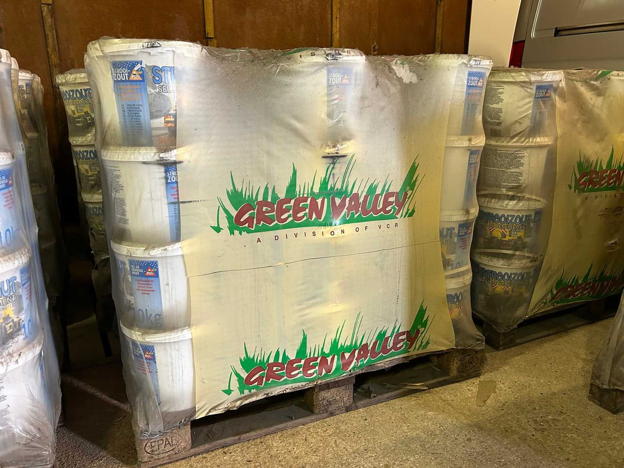 Strooizout Wegenzout 10kg. - מפזר חול/ מלח: תמונה 1 Strooizout Wegenzout 10kg. - מפזר חול/ מלח: תמונה 1