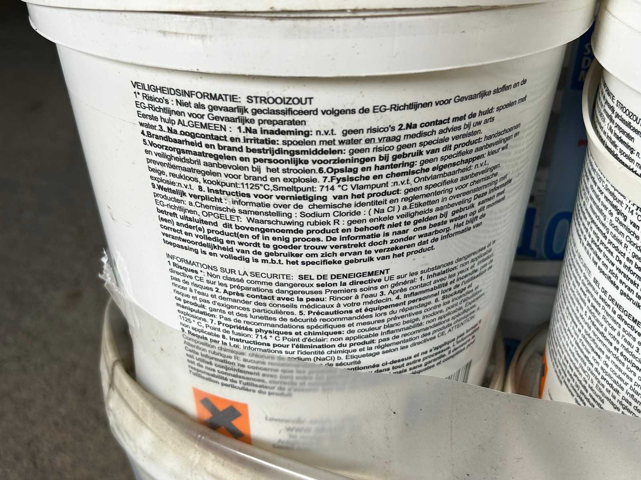 Strooizout Wegenzout 10kg. - מפזר חול/ מלח: תמונה 5 Strooizout Wegenzout 10kg. - מפזר חול/ מלח: תמונה 5