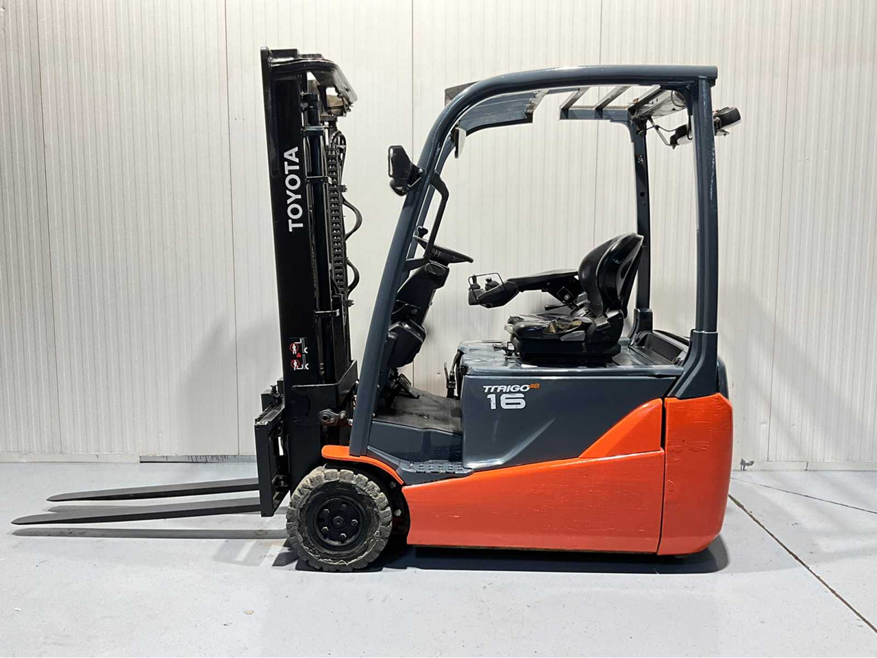 TOYOTA - 8FBE16T - FORKLIFT, SHIDESHIFT, FREE-LIFT, YEAR OF MANUFACTURE 2018 - מלגזה: תמונה 2 TOYOTA - 8FBE16T - FORKLIFT, SHIDESHIFT, FREE-LIFT, YEAR OF MANUFACTURE 2018 - מלגזה: תמונה 2