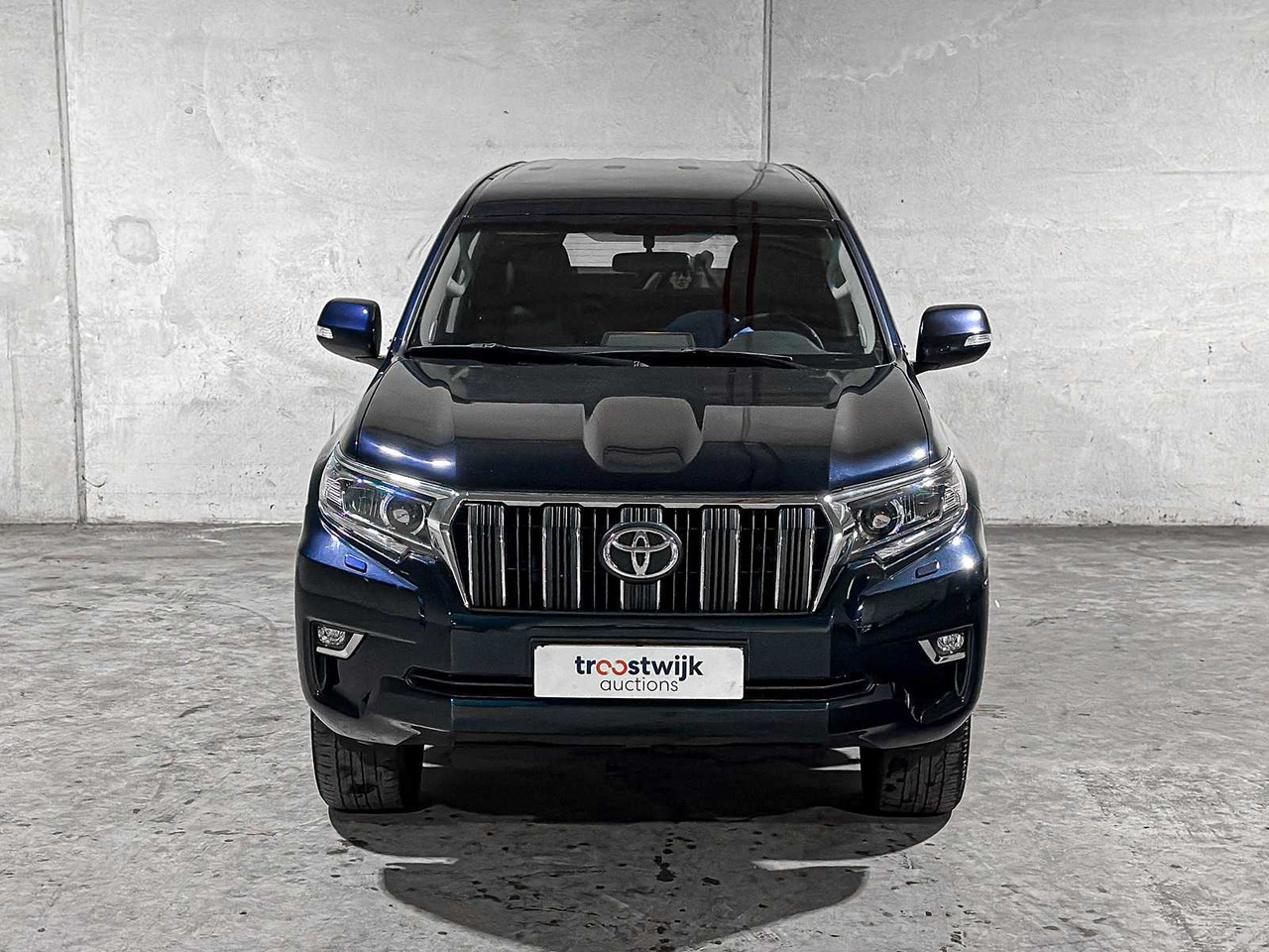 TOYOTA LAND CRUISER 2.8 D-4D-F CHALLENGER BLIND VAN 177HP 2020, VHH-33-H COMMERCIAL VEHICLE - כלי רכב מסחרי: תמונה 4 TOYOTA LAND CRUISER 2.8 D-4D-F CHALLENGER BLIND VAN 177HP 2020, VHH-33-H COMMERCIAL VEHICLE - כלי רכב מסחרי: תמונה 4