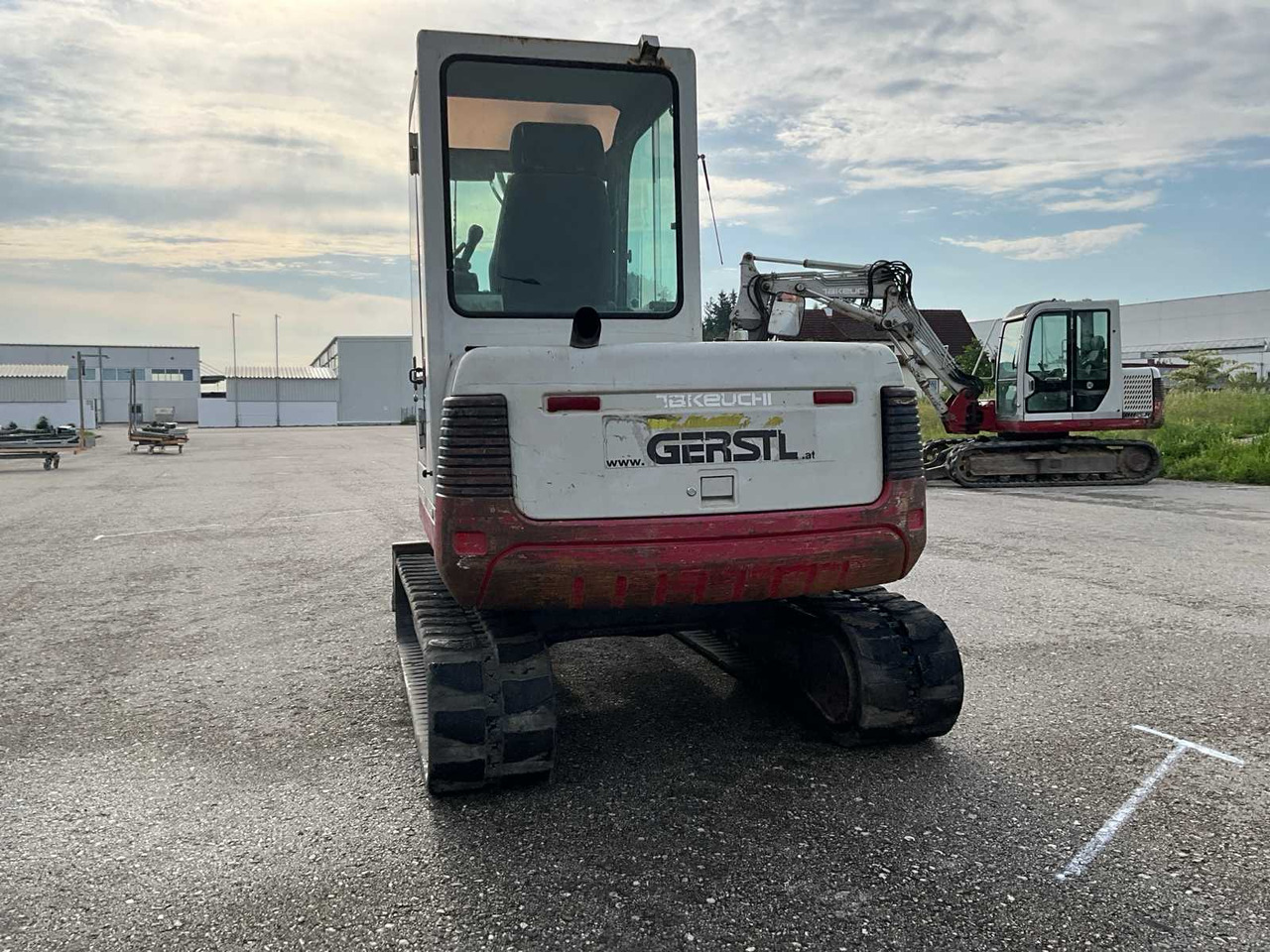 Takeuchi TB145 - מחפר סורק: תמונה 5 Takeuchi TB145 - מחפר סורק: תמונה 5
