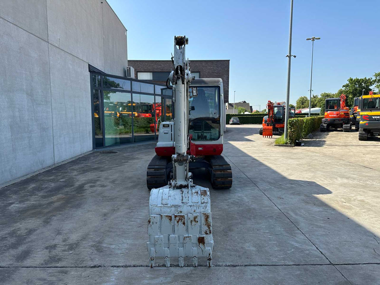 Takeuchi TB150c - מחפר סורק: תמונה 2 Takeuchi TB150c - מחפר סורק: תמונה 2