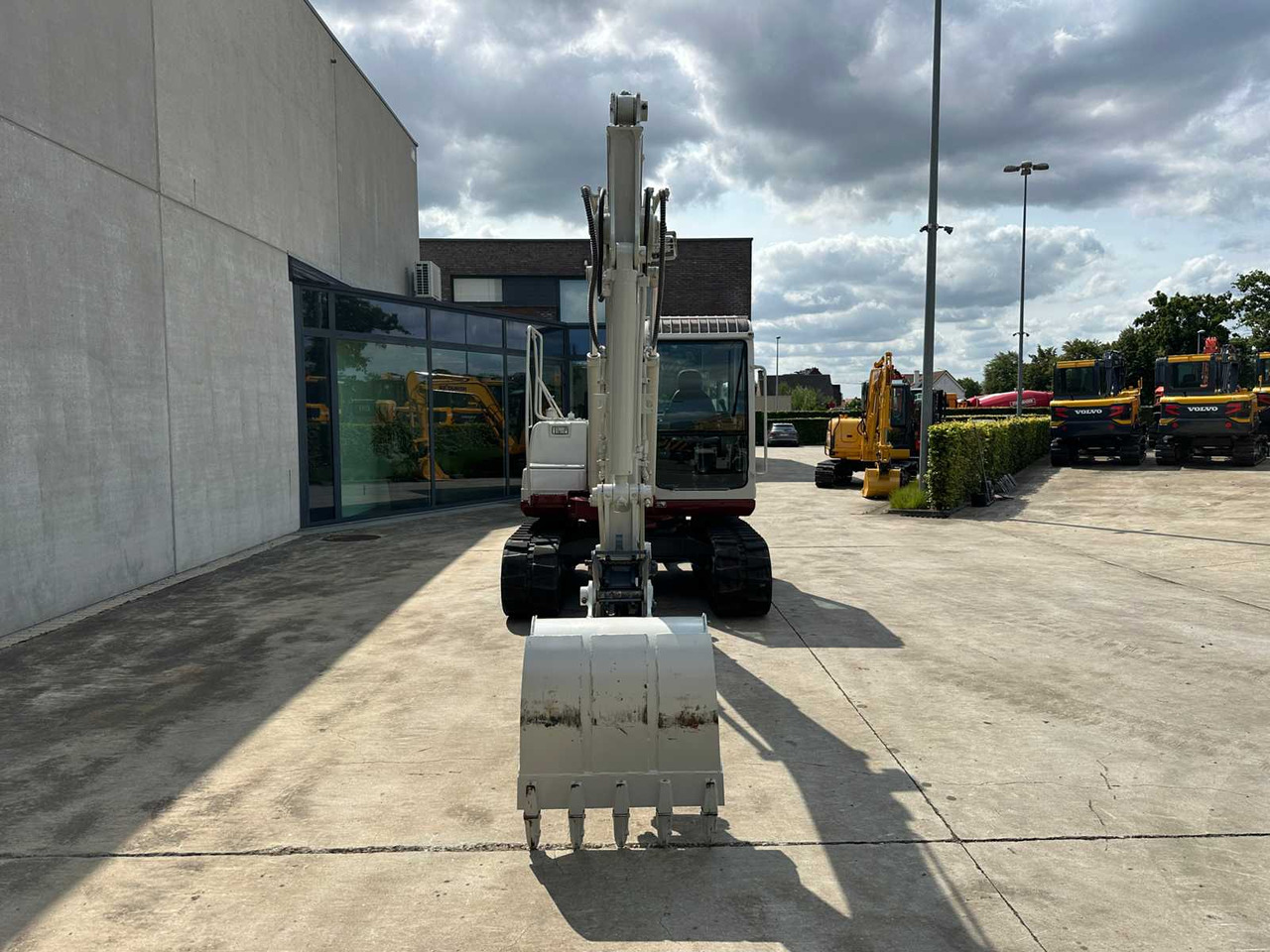 Takeuchi TB175C - מחפר סורק: תמונה 2 Takeuchi TB175C - מחפר סורק: תמונה 2