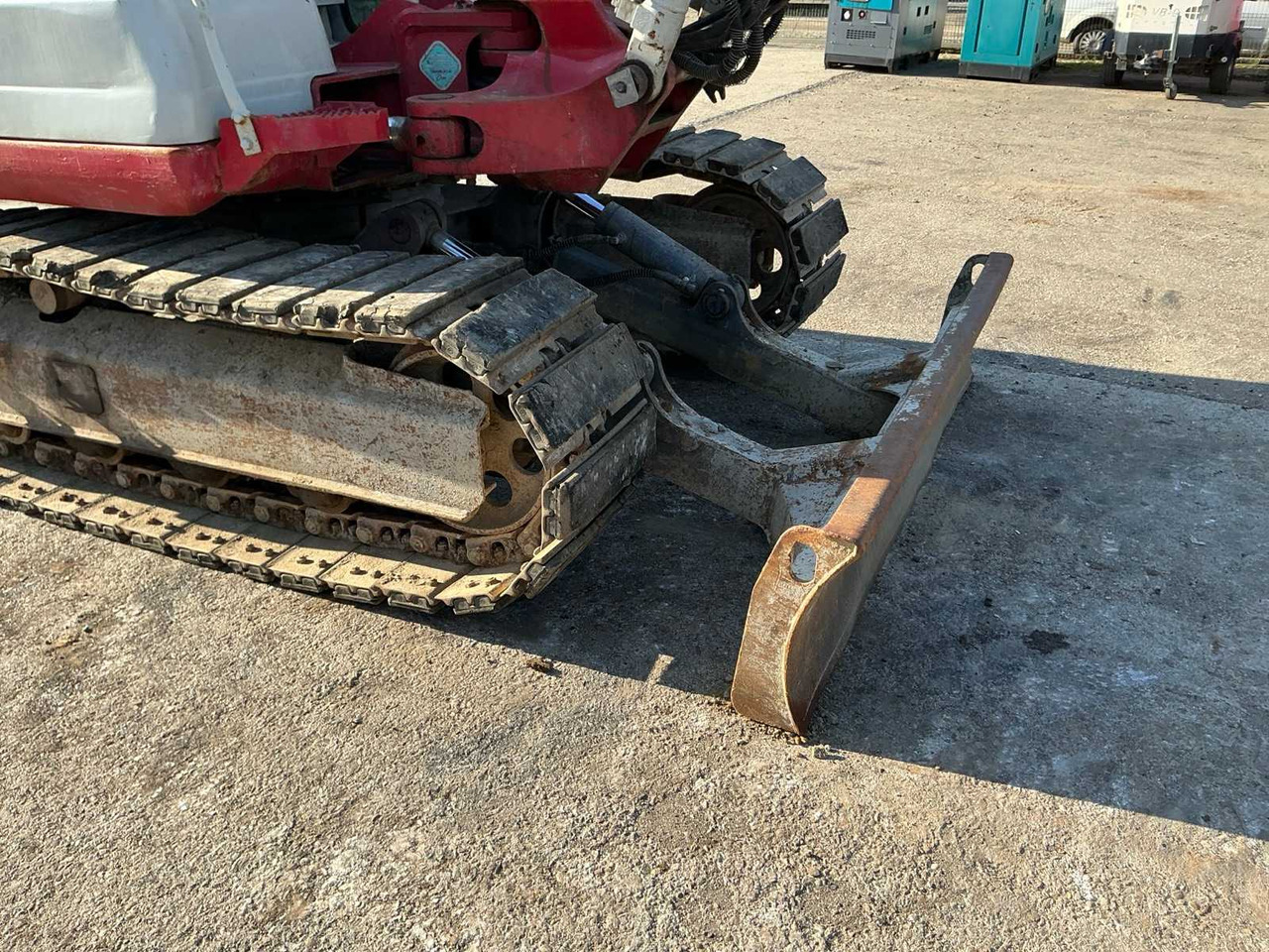מחפר סורק Takeuchi TB175: תמונה 35