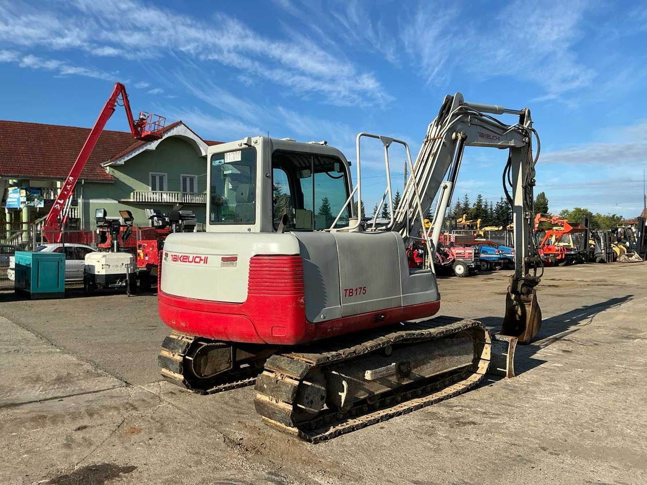 Takeuchi TB175 - מחפר סורק: תמונה 2 Takeuchi TB175 - מחפר סורק: תמונה 2