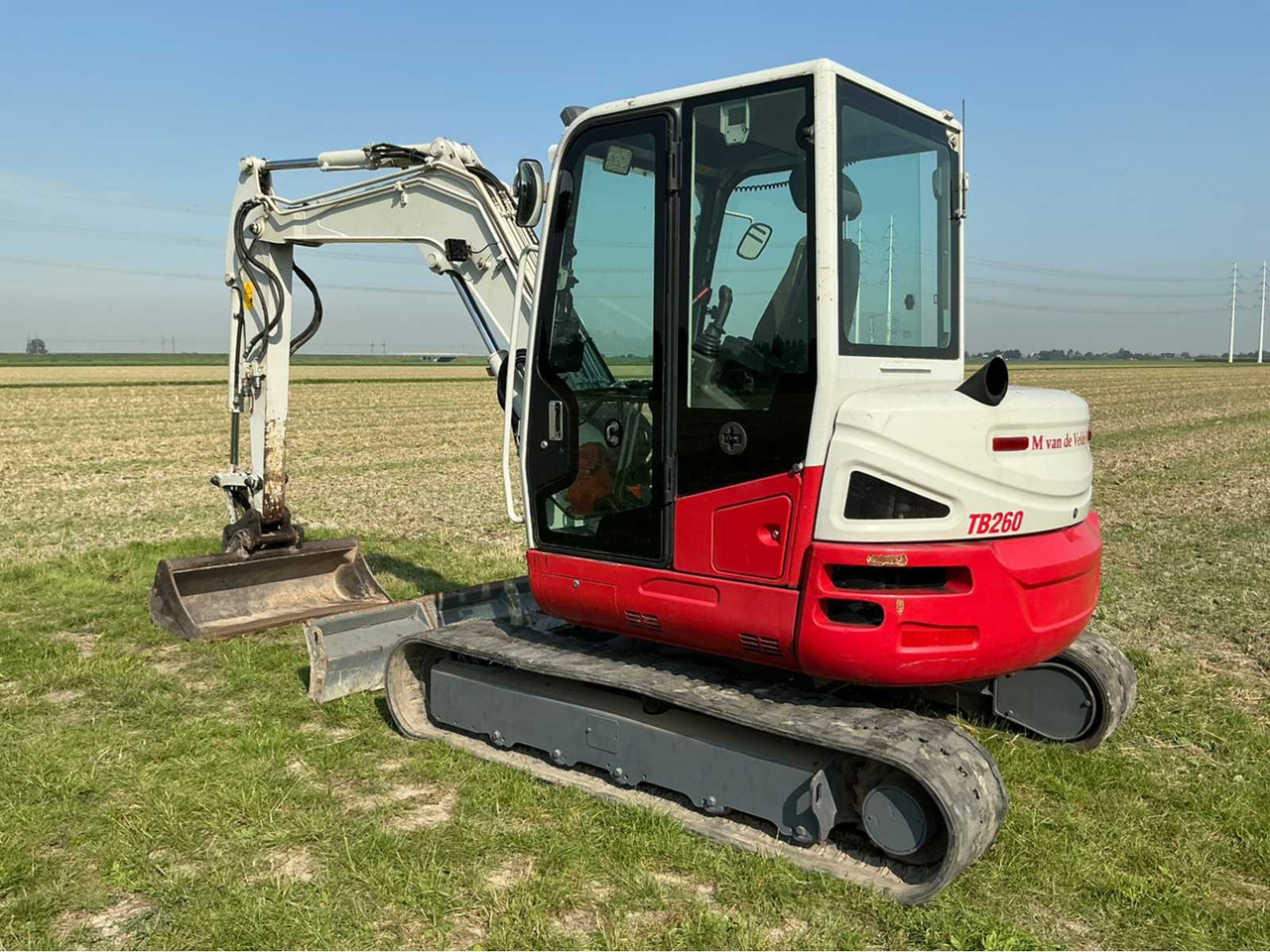 Takeuchi TB260 - מחפר סורק: תמונה 3 Takeuchi TB260 - מחפר סורק: תמונה 3