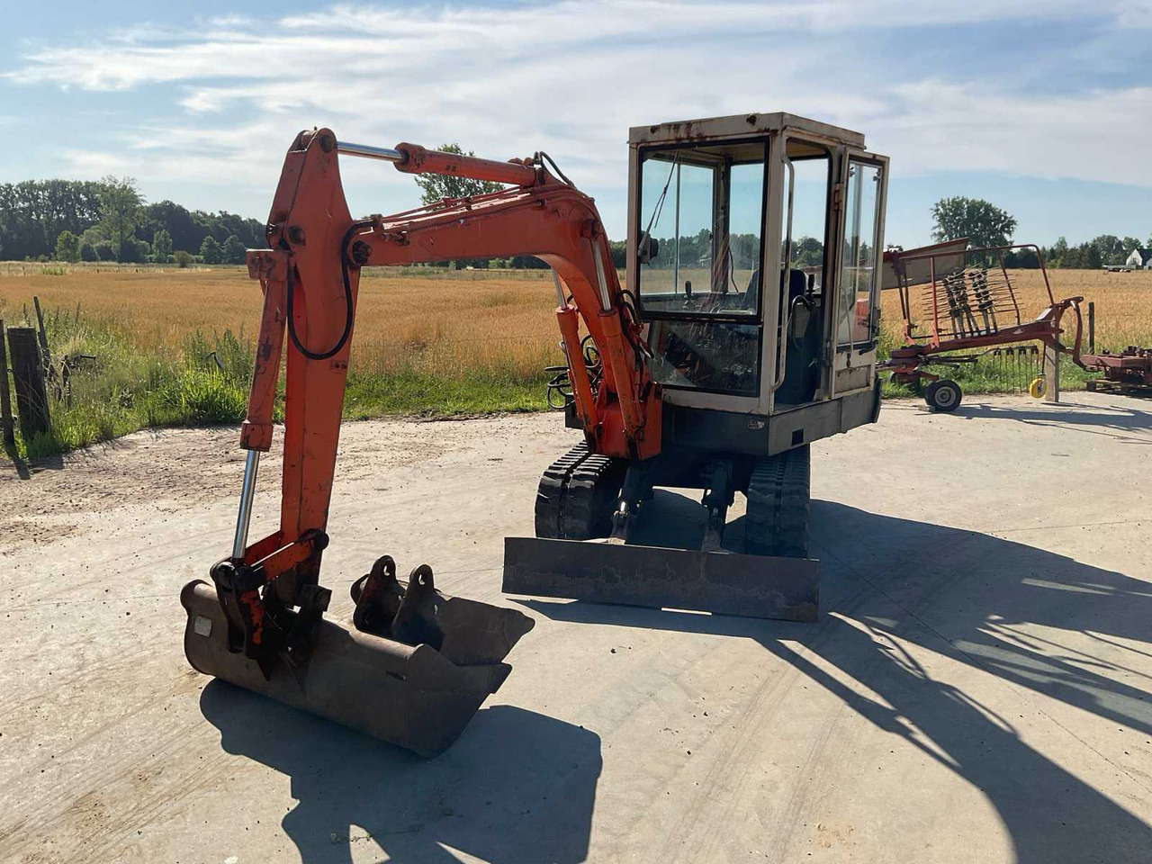 Takeuchi TB36 - מיני מחפר: תמונה 3 Takeuchi TB36 - מיני מחפר: תמונה 3