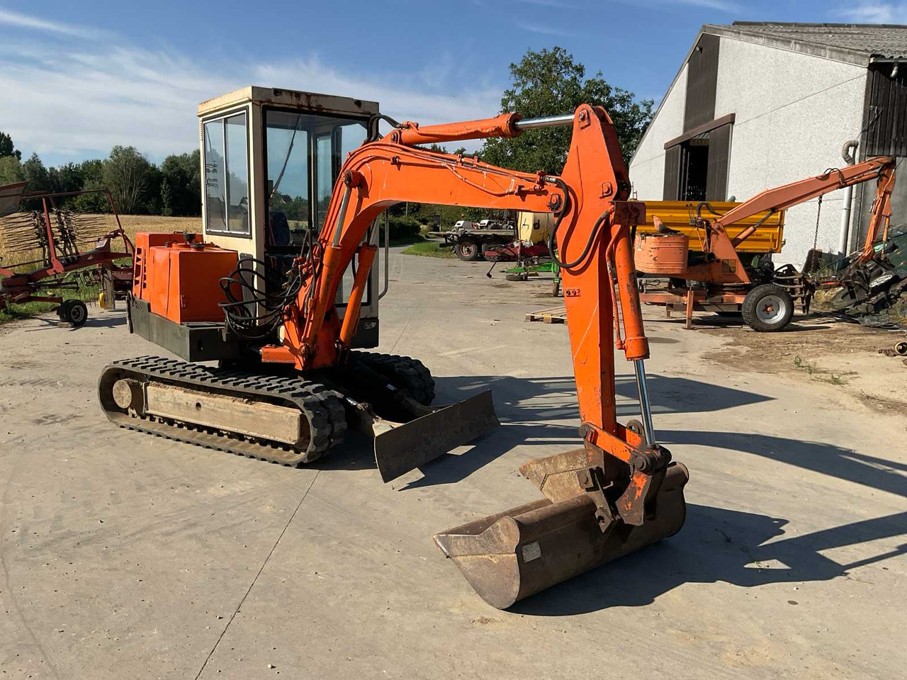 Takeuchi TB36 - מיני מחפר: תמונה 1 Takeuchi TB36 - מיני מחפר: תמונה 1