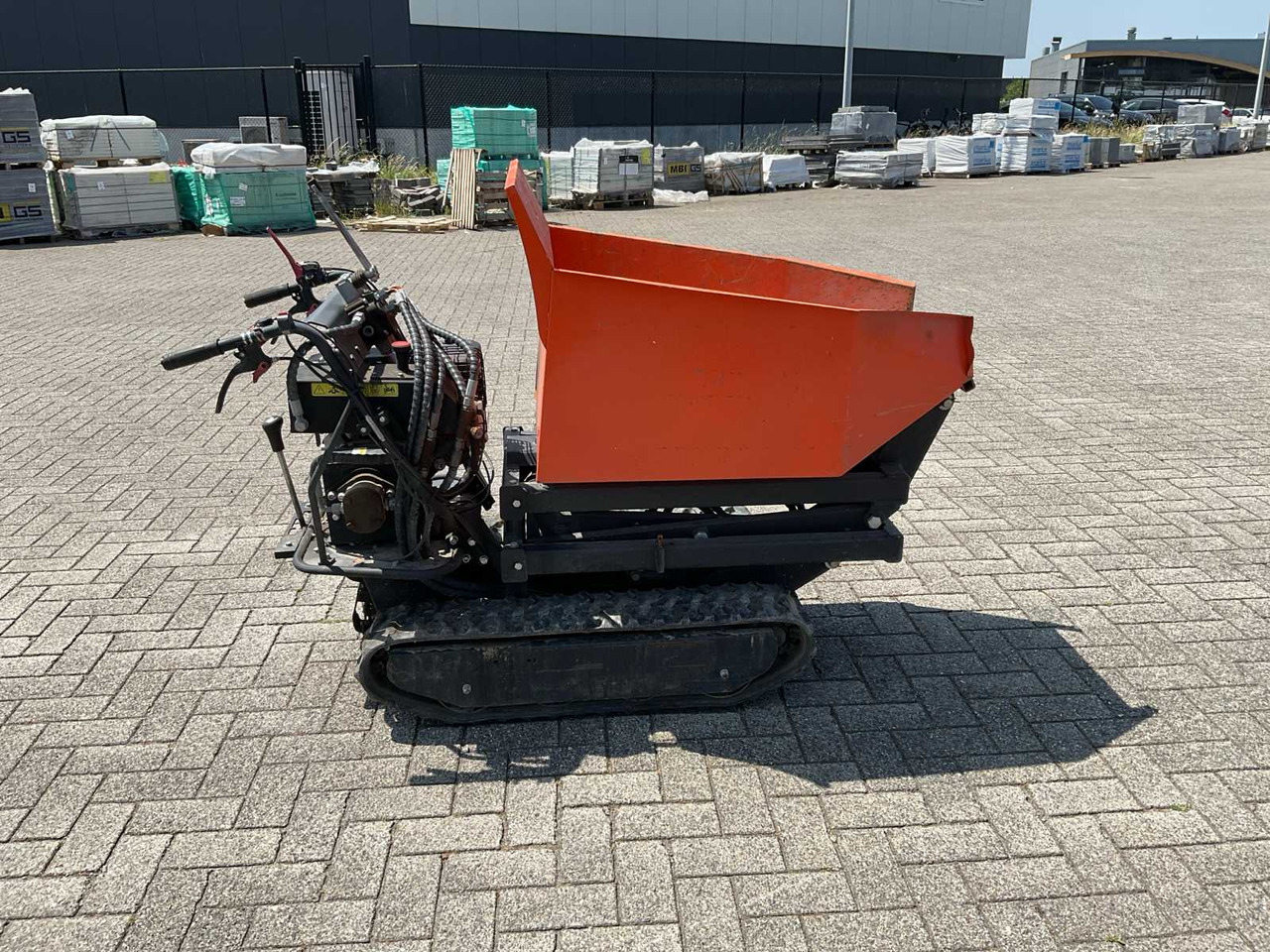Tracked dumper - מסיר פסולת: תמונה 1 Tracked dumper - מסיר פסולת: תמונה 1