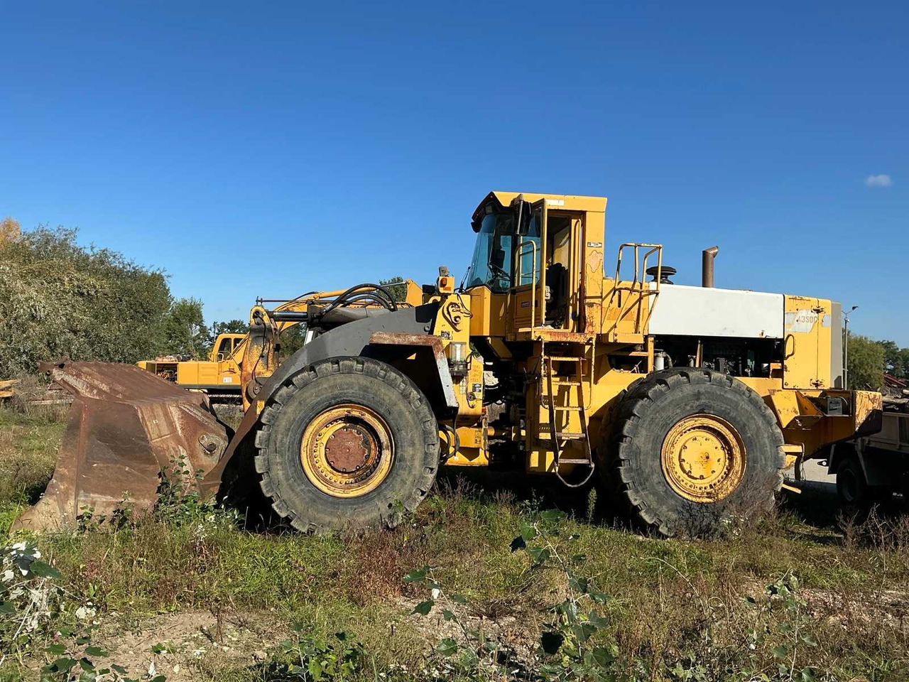 VOLVO L330B - מעמיס גלגלים: תמונה 2 VOLVO L330B - מעמיס גלגלים: תמונה 2