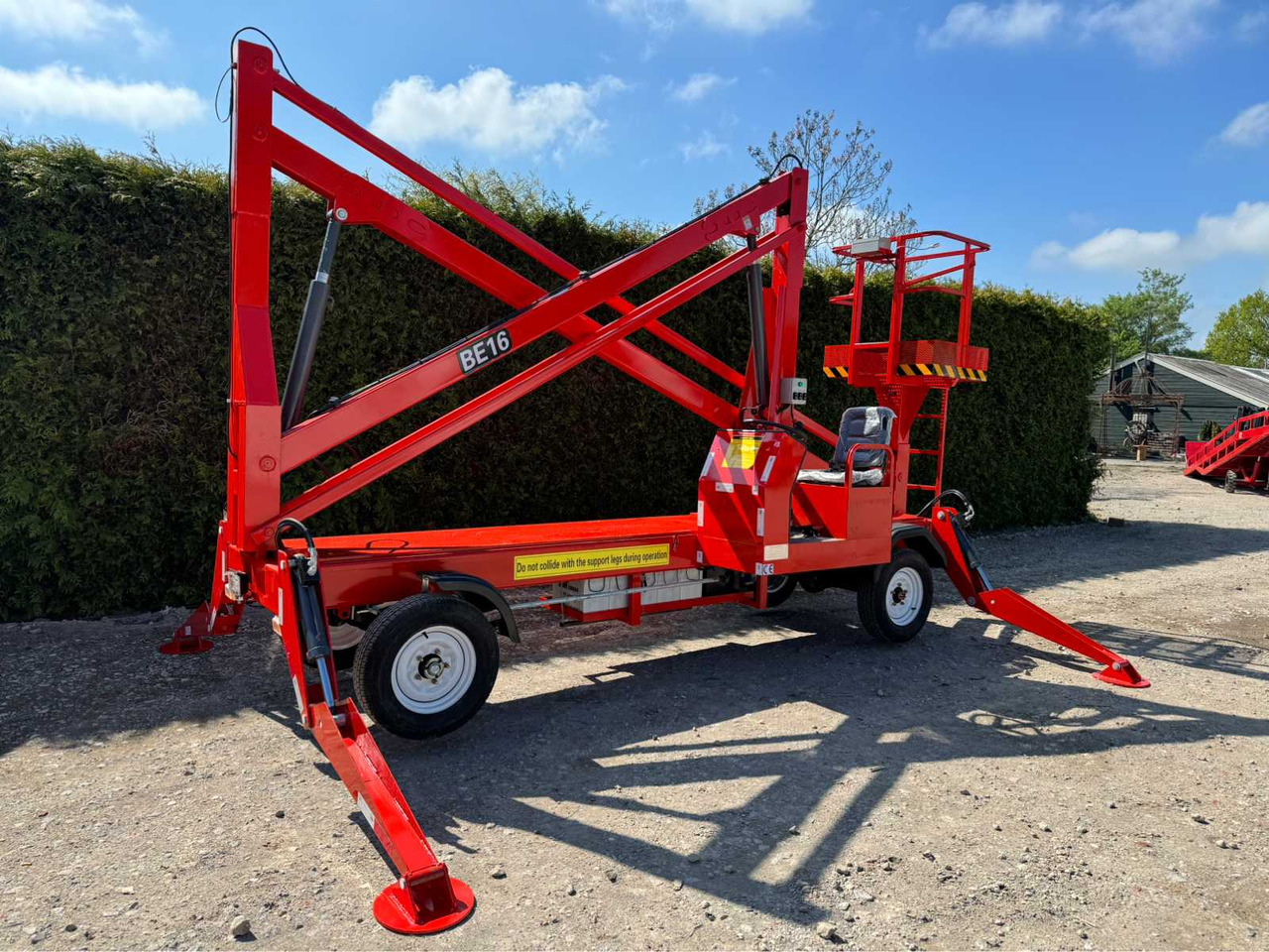 VTC Lift BE16 - פלטפורמה אווירית: תמונה 2 VTC Lift BE16 - פלטפורמה אווירית: תמונה 2