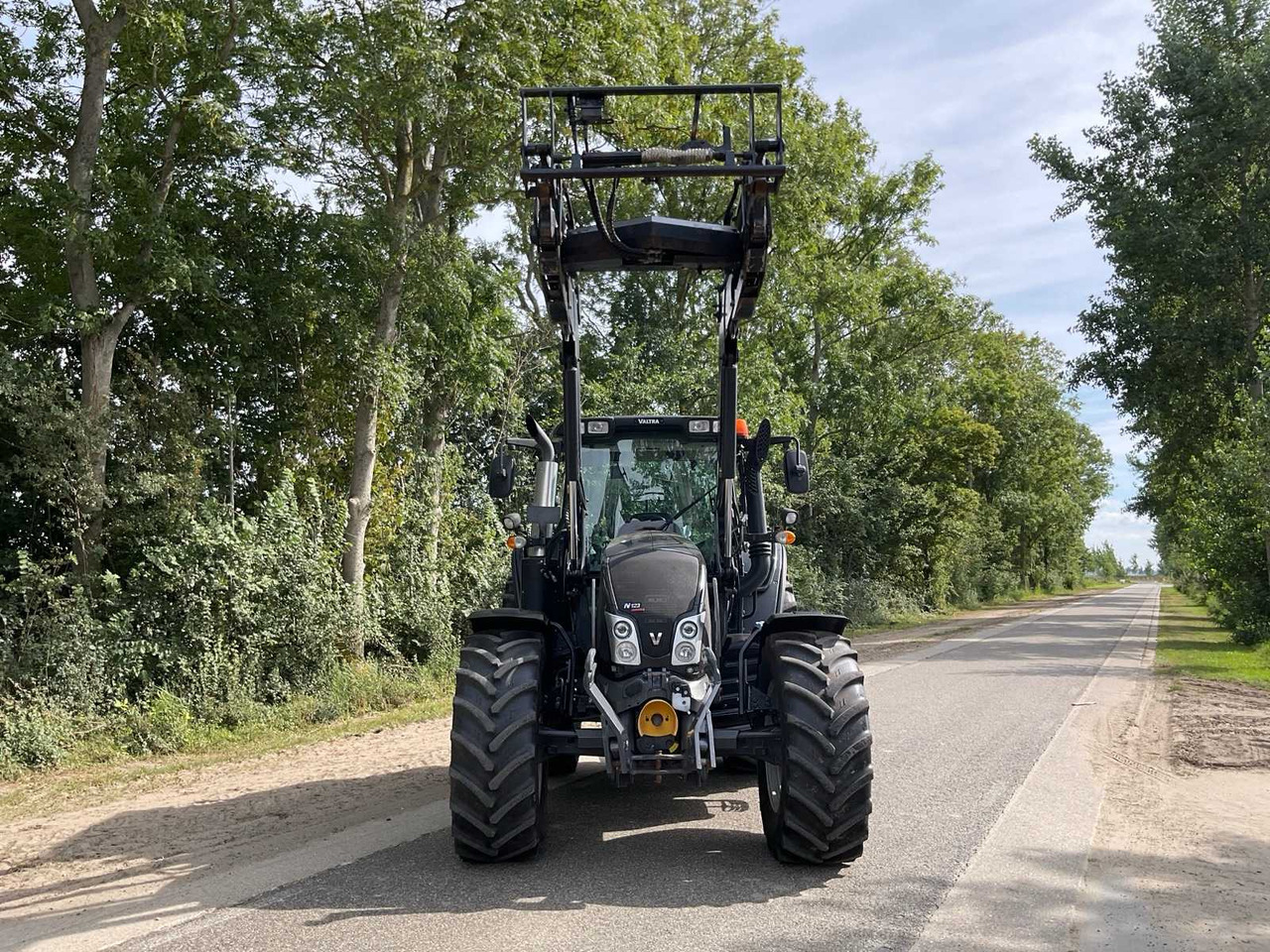 Valtra N123 Unlimited - טרקטור חקלאי: תמונה 4 Valtra N123 Unlimited - טרקטור חקלאי: תמונה 4