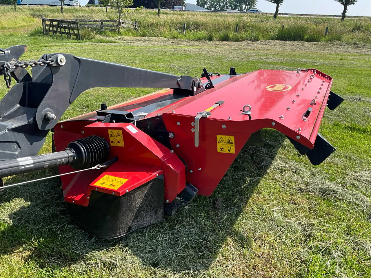 Vicon Extra 632T - מכסחת תבואה/ עשבים: תמונה 2 Vicon Extra 632T - מכסחת תבואה/ עשבים: תמונה 2