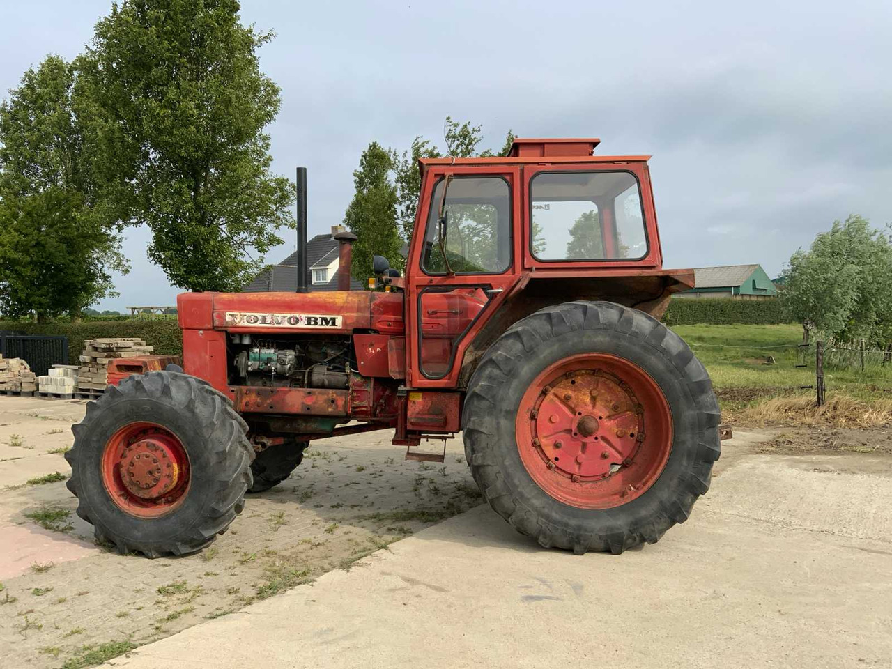 Volvo BM T-814 A - טרקטור חקלאי: תמונה 2 Volvo BM T-814 A - טרקטור חקלאי: תמונה 2