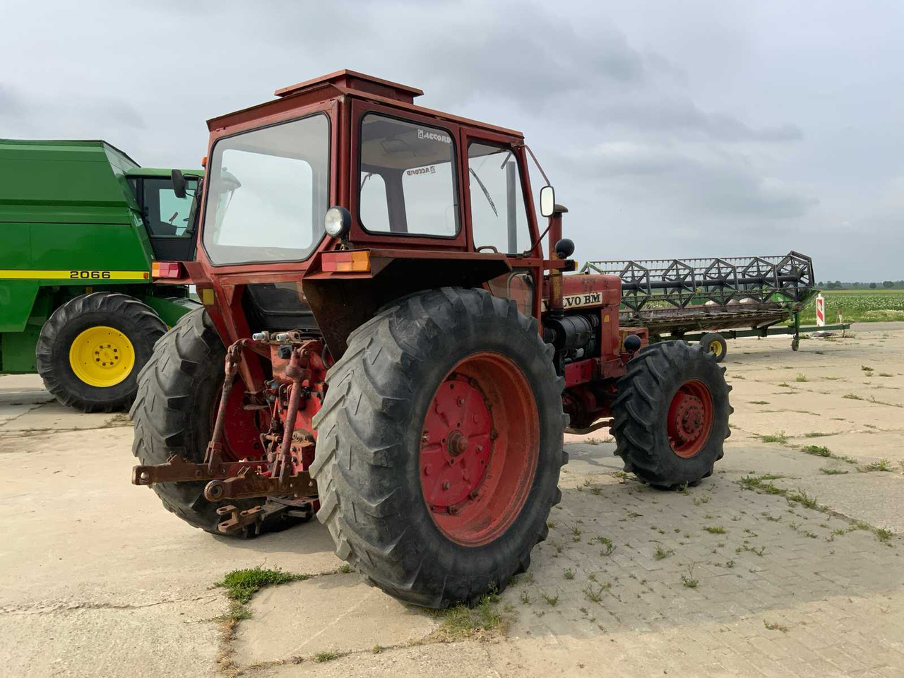 Volvo BM T-814 A - טרקטור חקלאי: תמונה 5 Volvo BM T-814 A - טרקטור חקלאי: תמונה 5